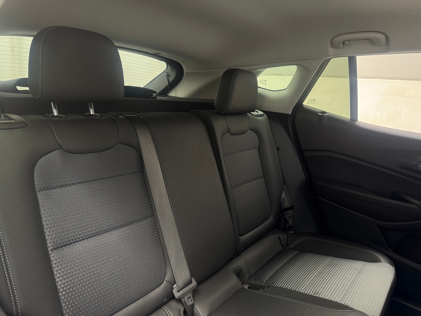 Thumbnail: 2025 Chevrolet Trax - 6