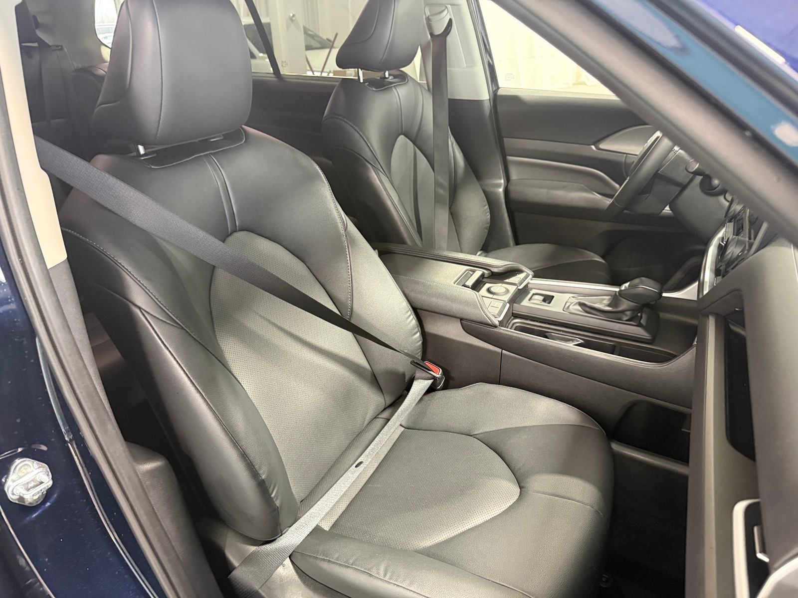 Thumbnail: 2025 Toyota Grand Highlander - 2