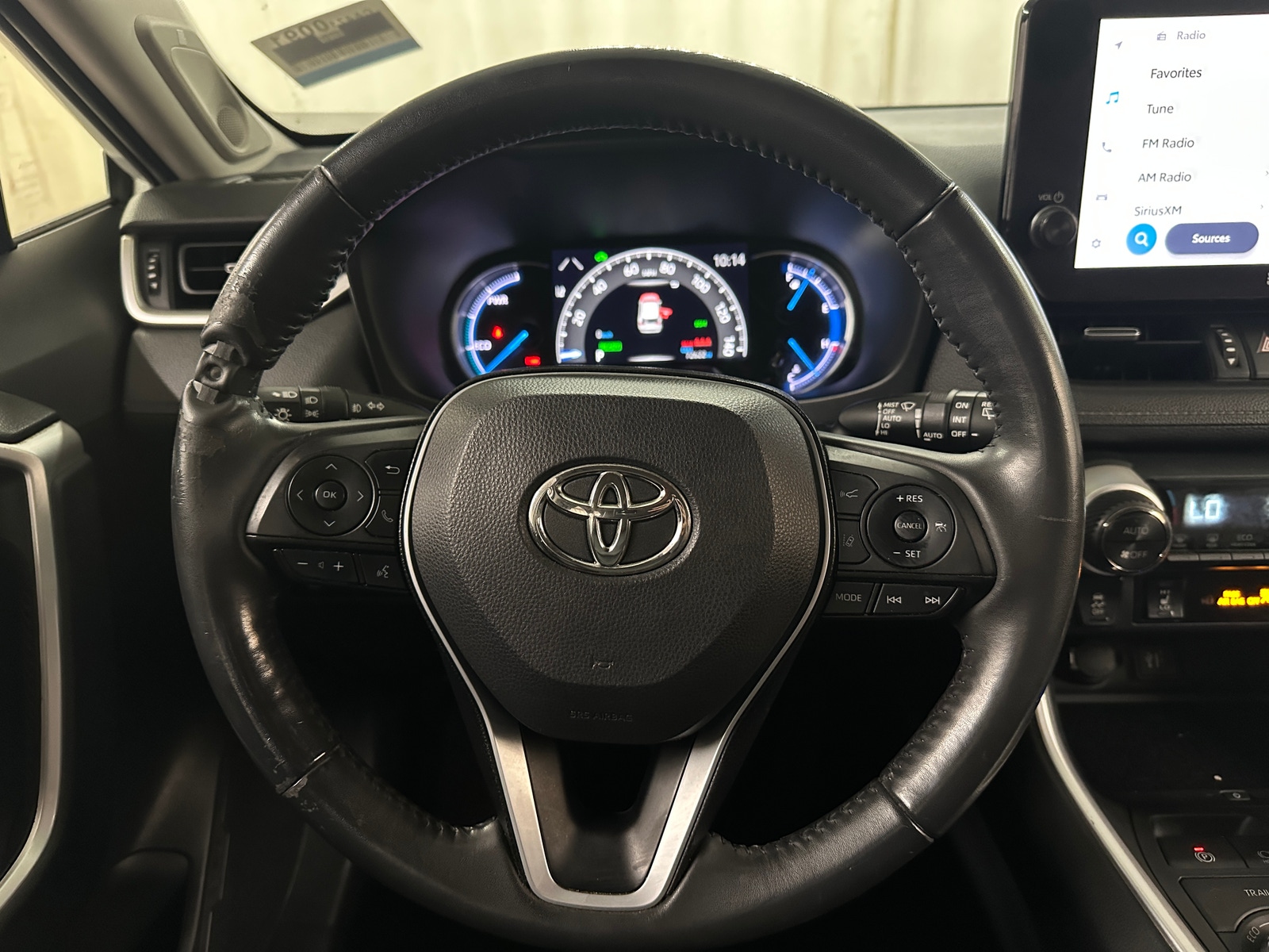 Thumbnail: 2023 Toyota RAV4 - 4