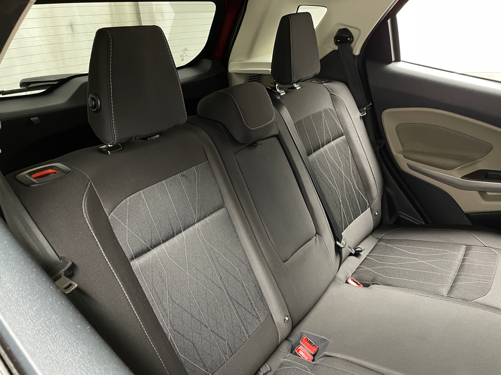 Thumbnail: 2019 Ford EcoSport - 6