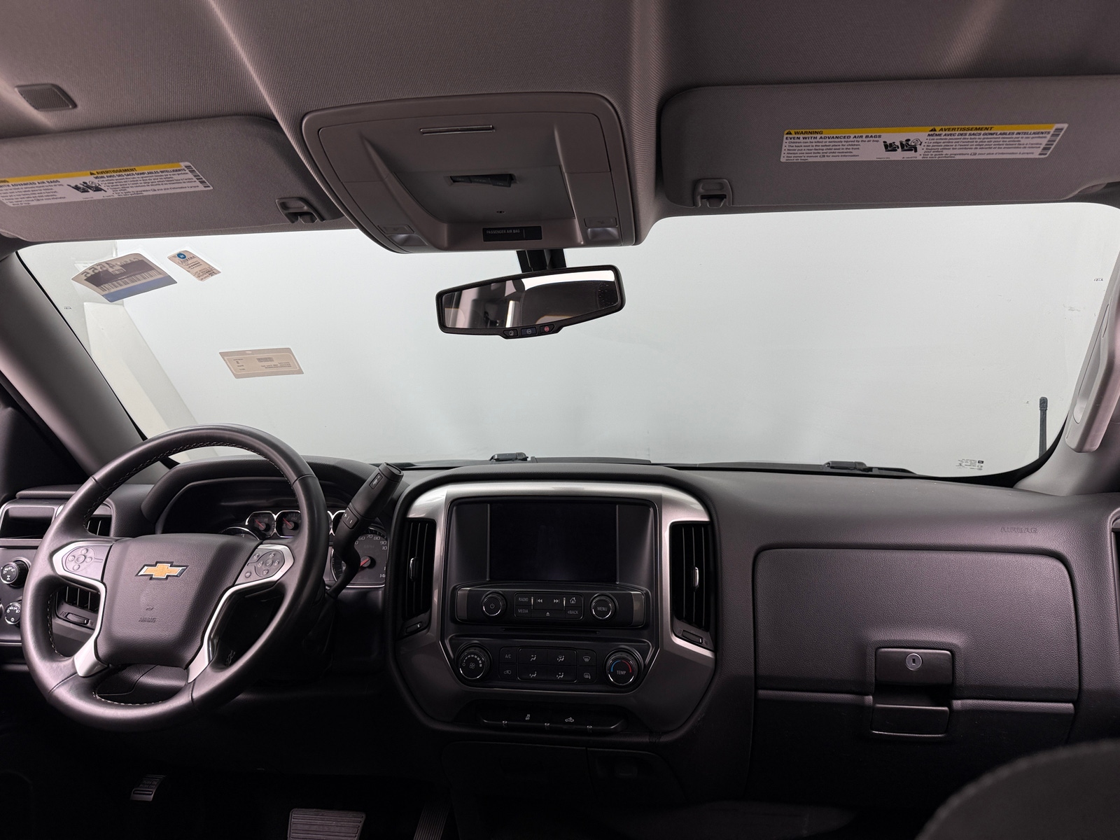 Thumbnail: 2017 Chevrolet Silverado 1500 - 3