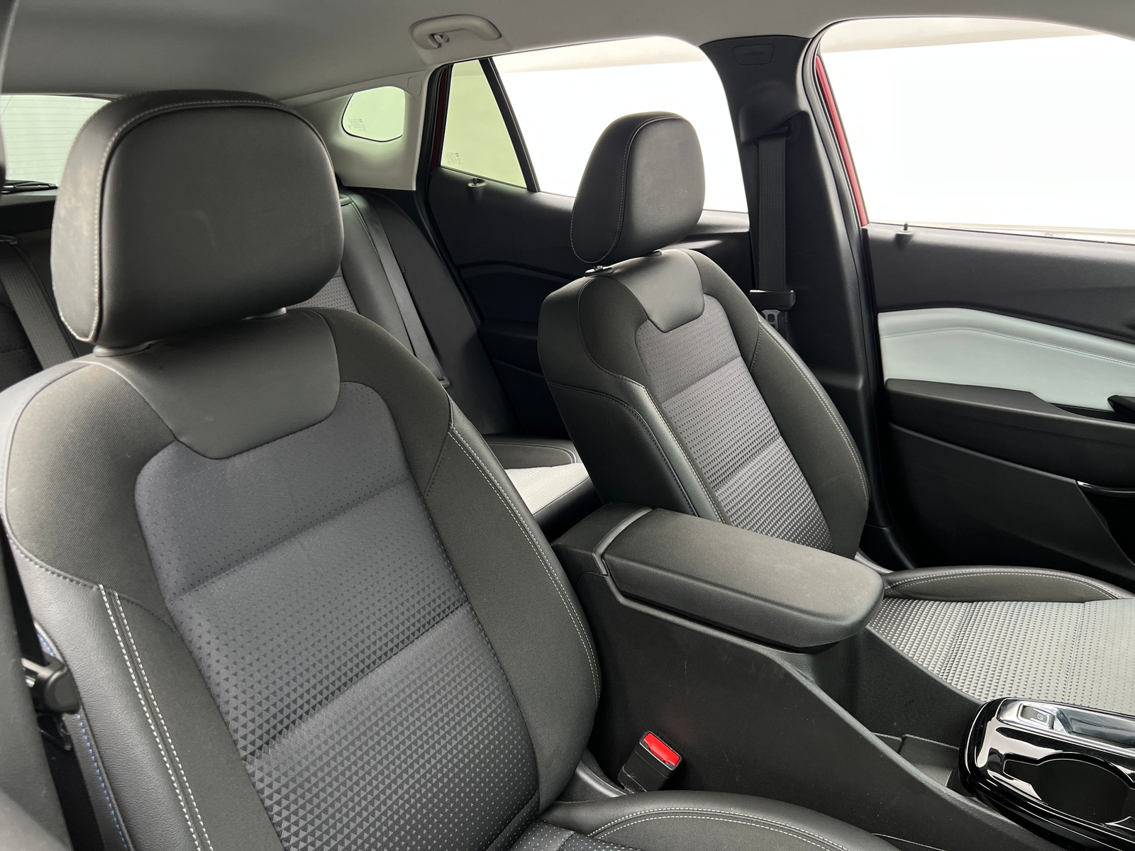 Thumbnail: 2025 Chevrolet Trax - 2