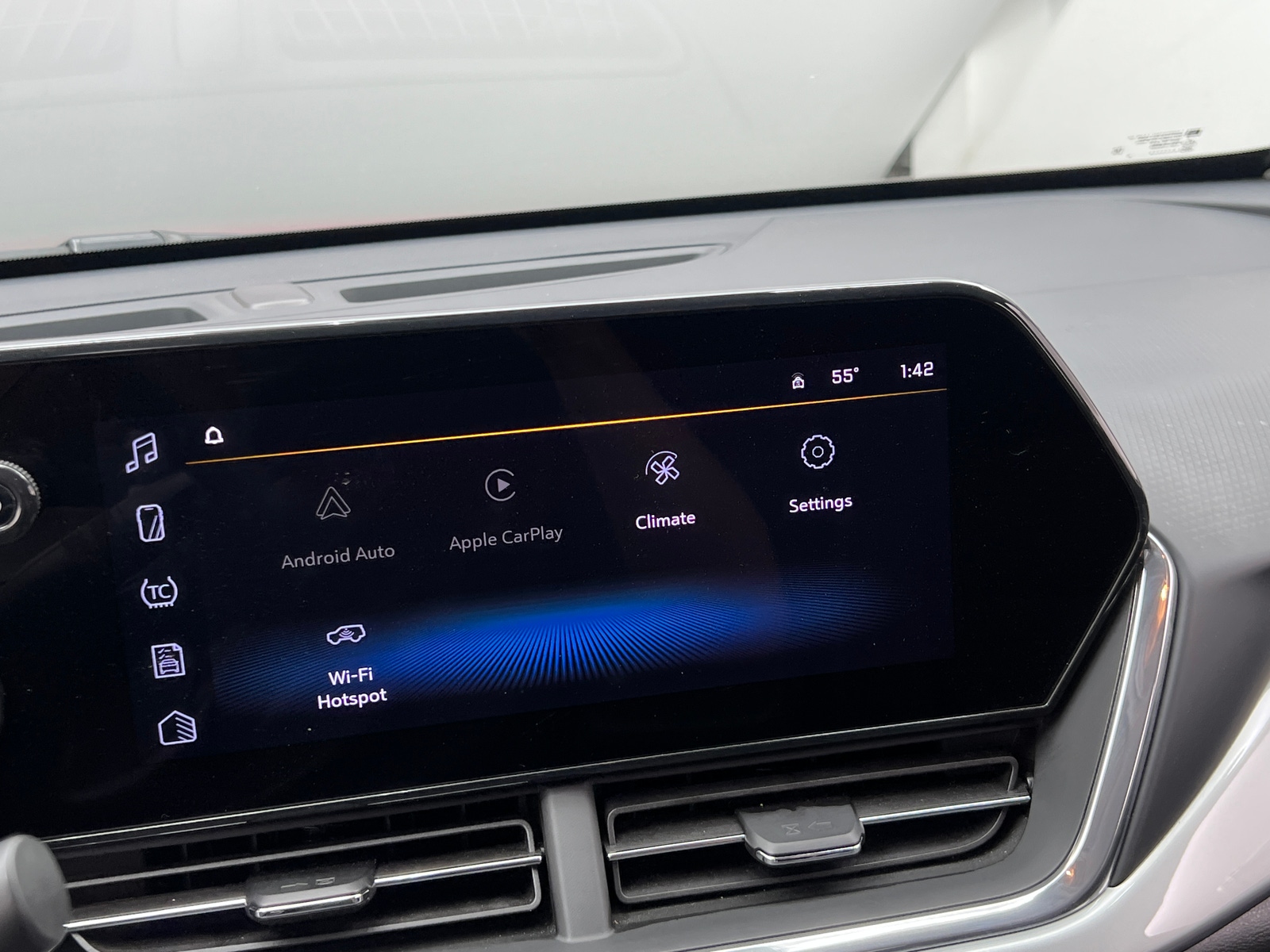 Thumbnail: 2025 Chevrolet Trax - 4