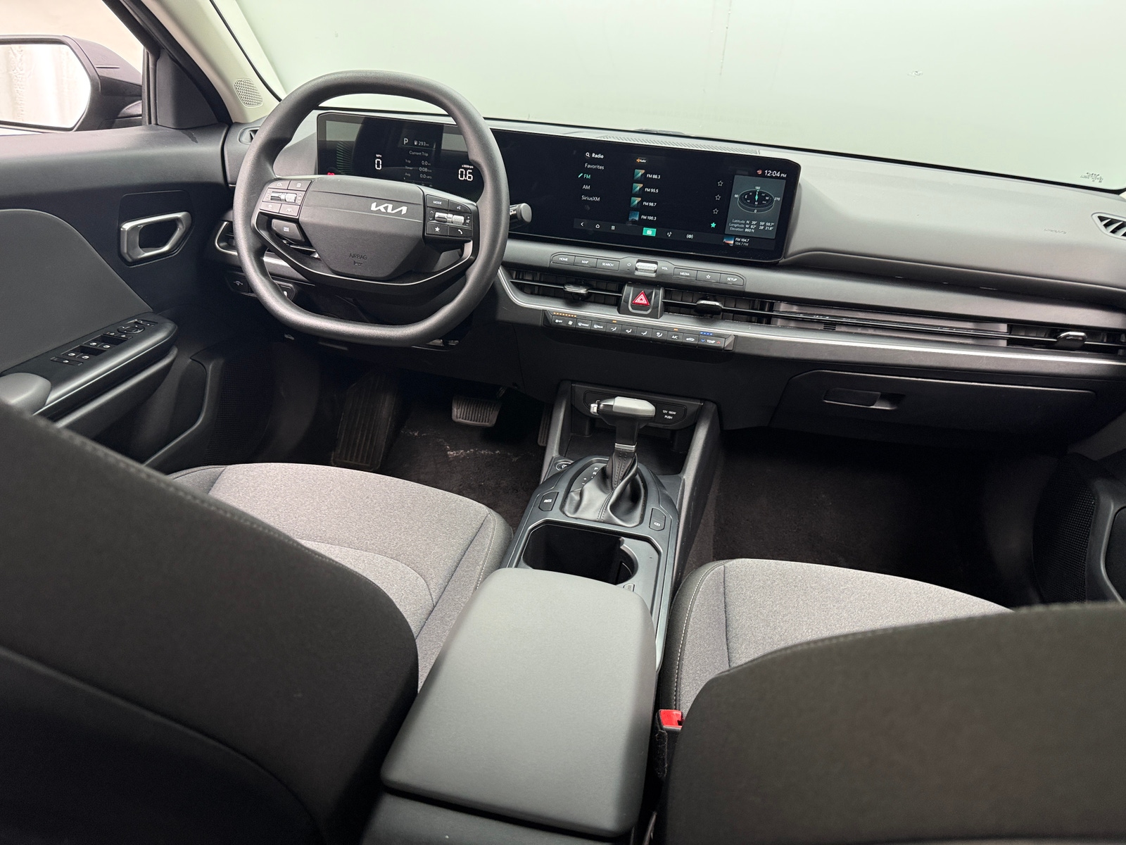 Thumbnail: 2025 Kia K4 - 3