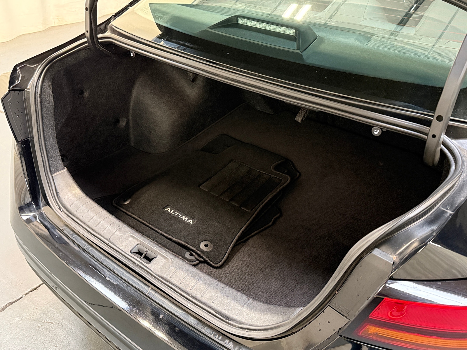 Thumbnail: 2025 Nissan Altima - 7