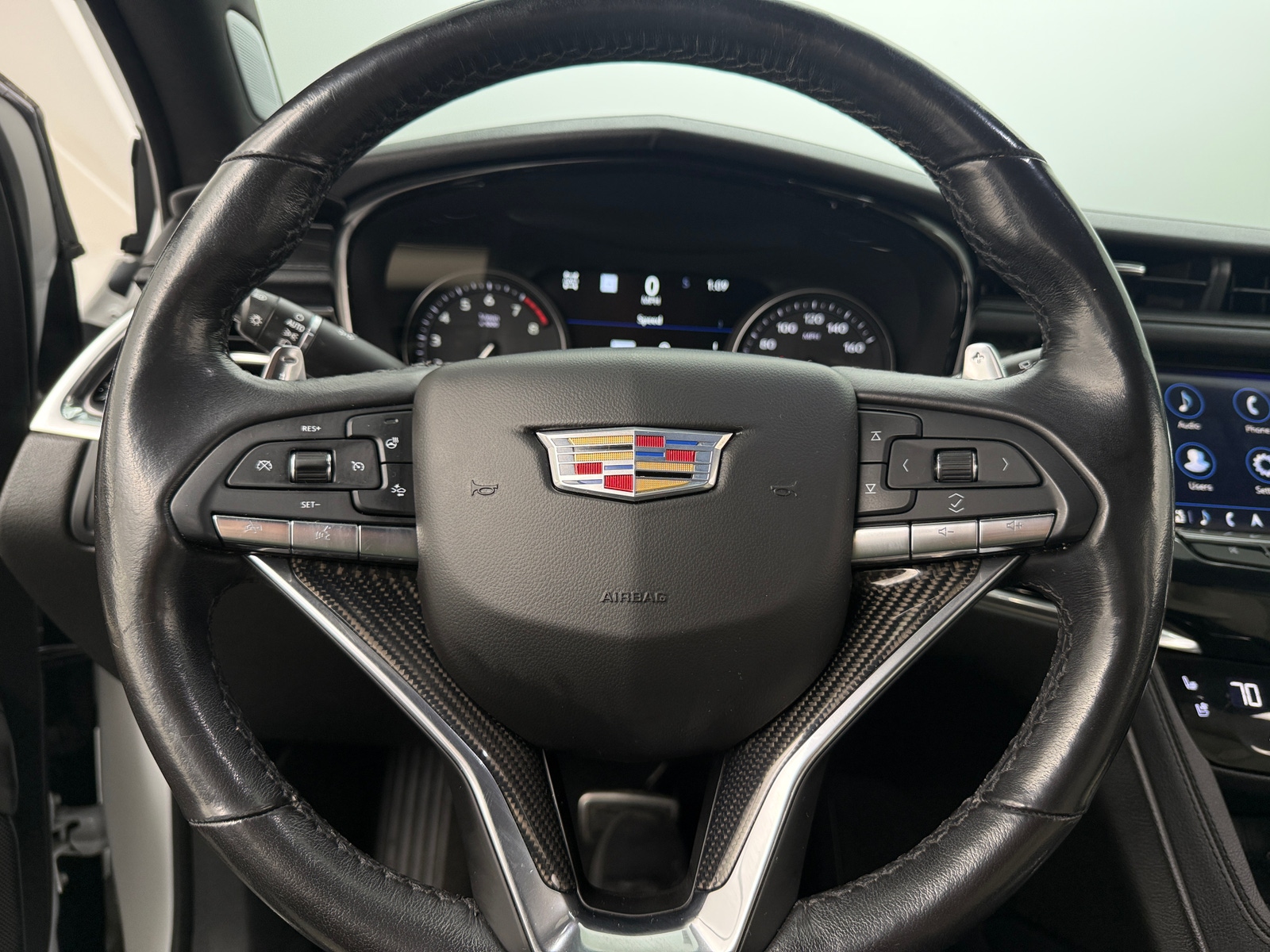 Thumbnail: 2021 Cadillac XT6 - 4