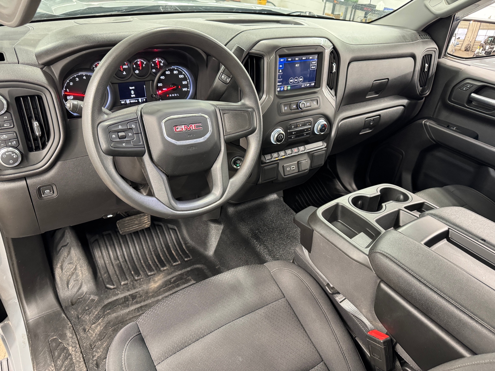 Thumbnail: 2024 GMC Sierra 1500 - 3