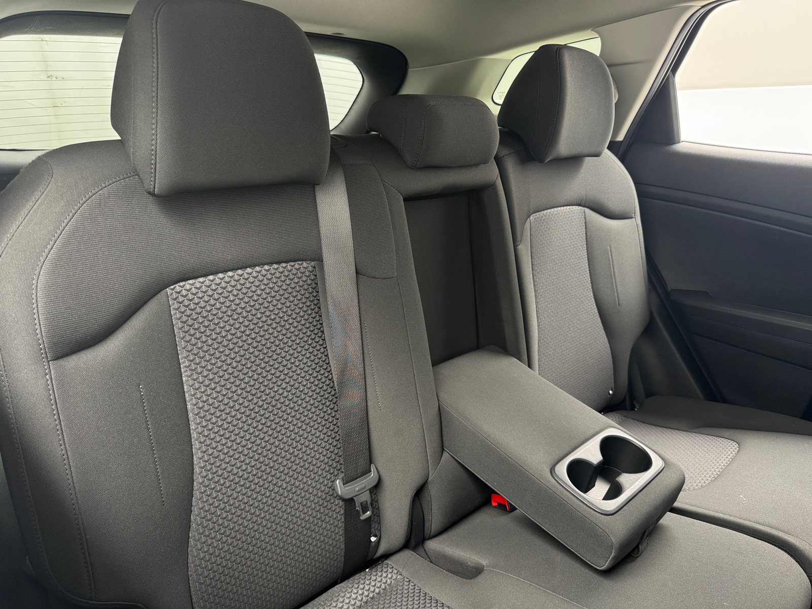 Thumbnail: 2025 Kia Sportage - 6