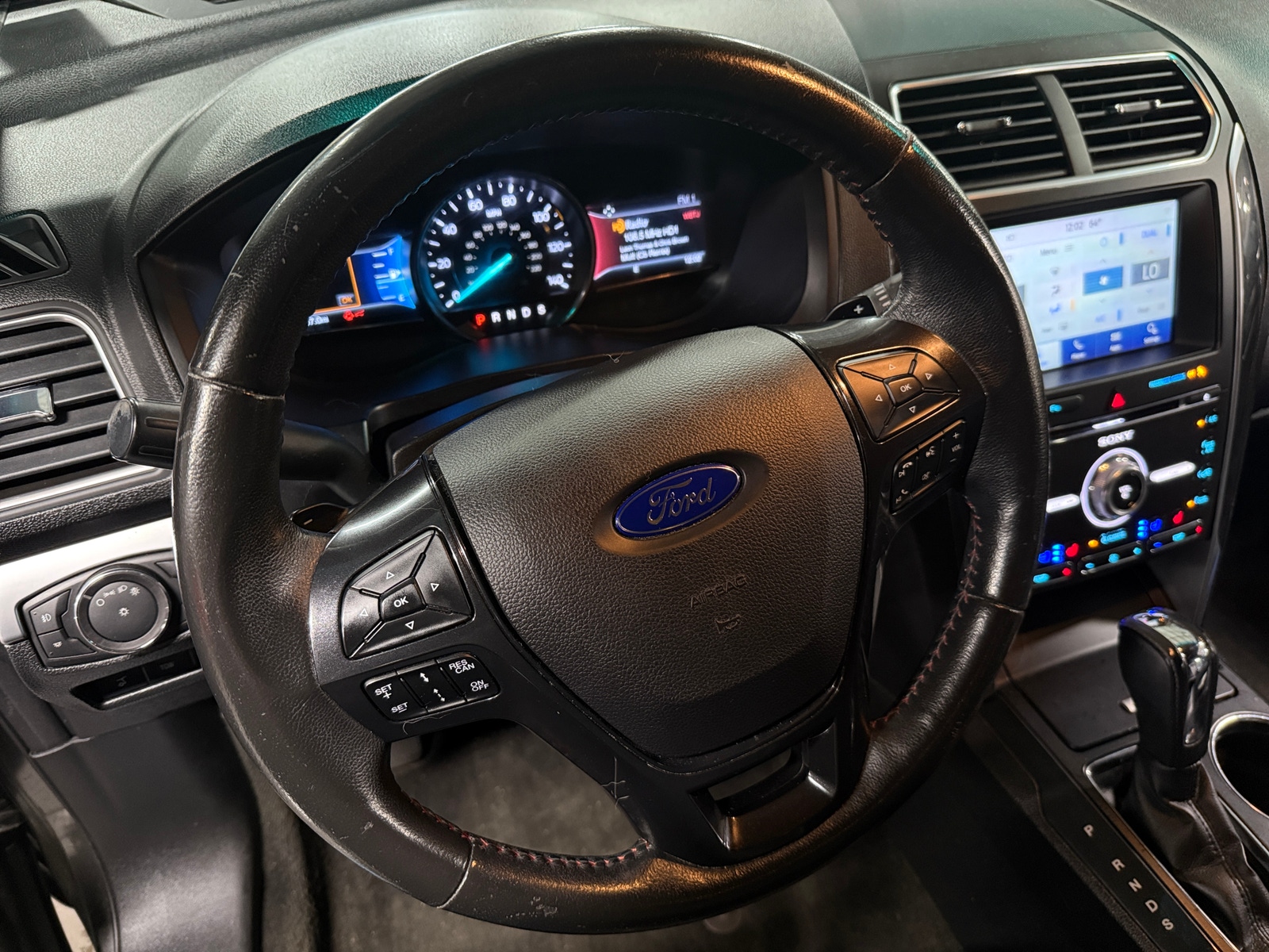 Thumbnail: 2016 Ford Explorer - 4