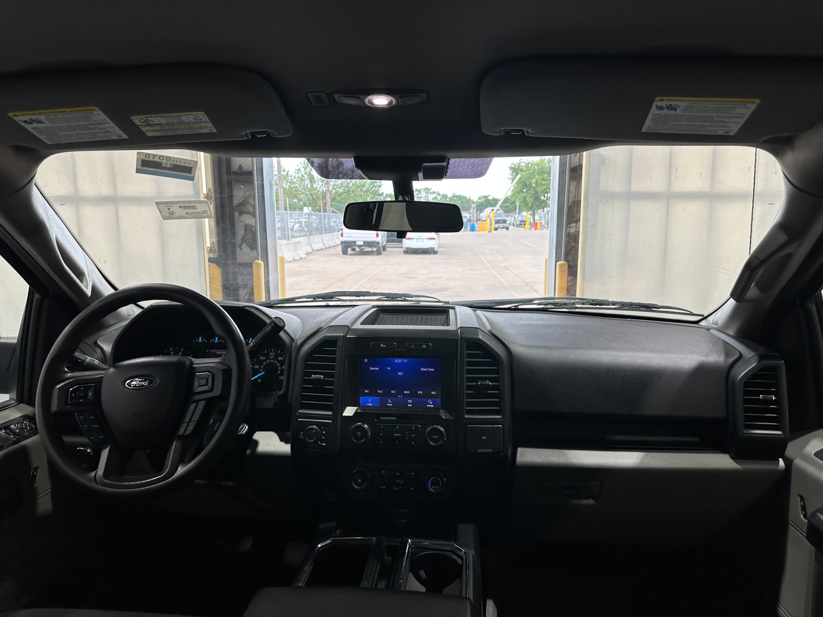 Thumbnail: 2020 Ford Econoline - 3