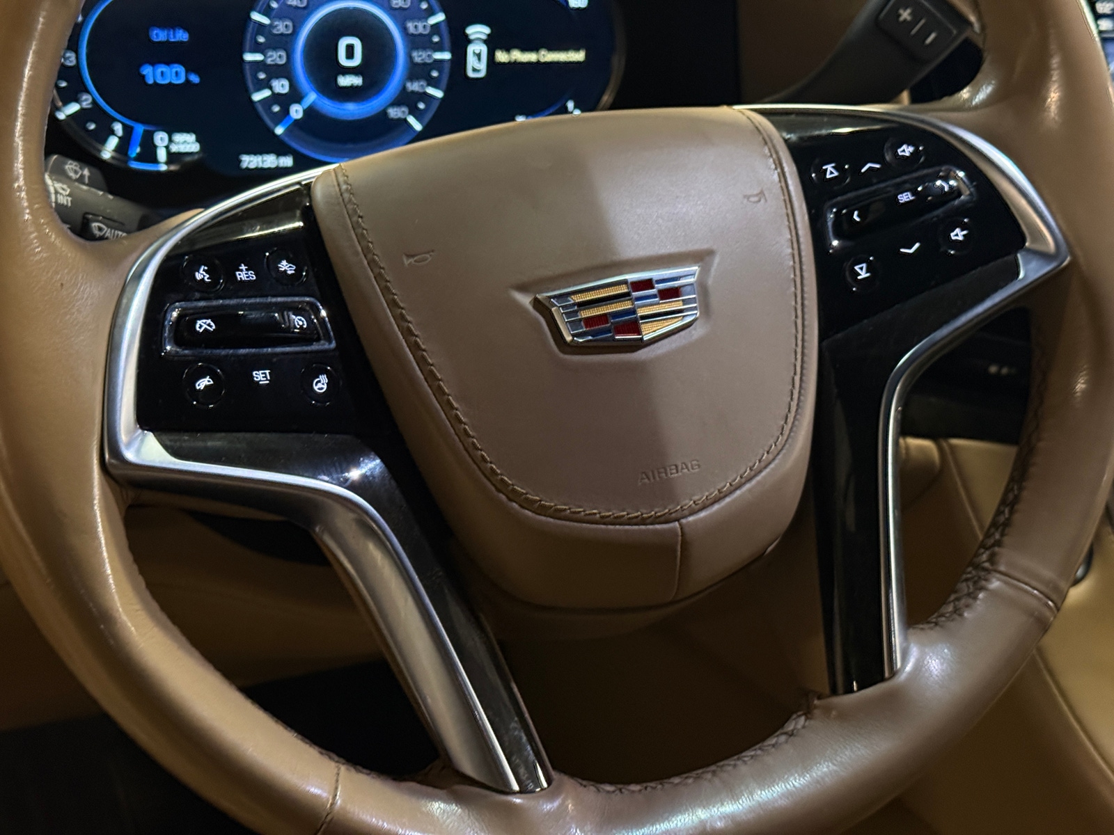 Thumbnail: 2019 Cadillac Escalade - 4
