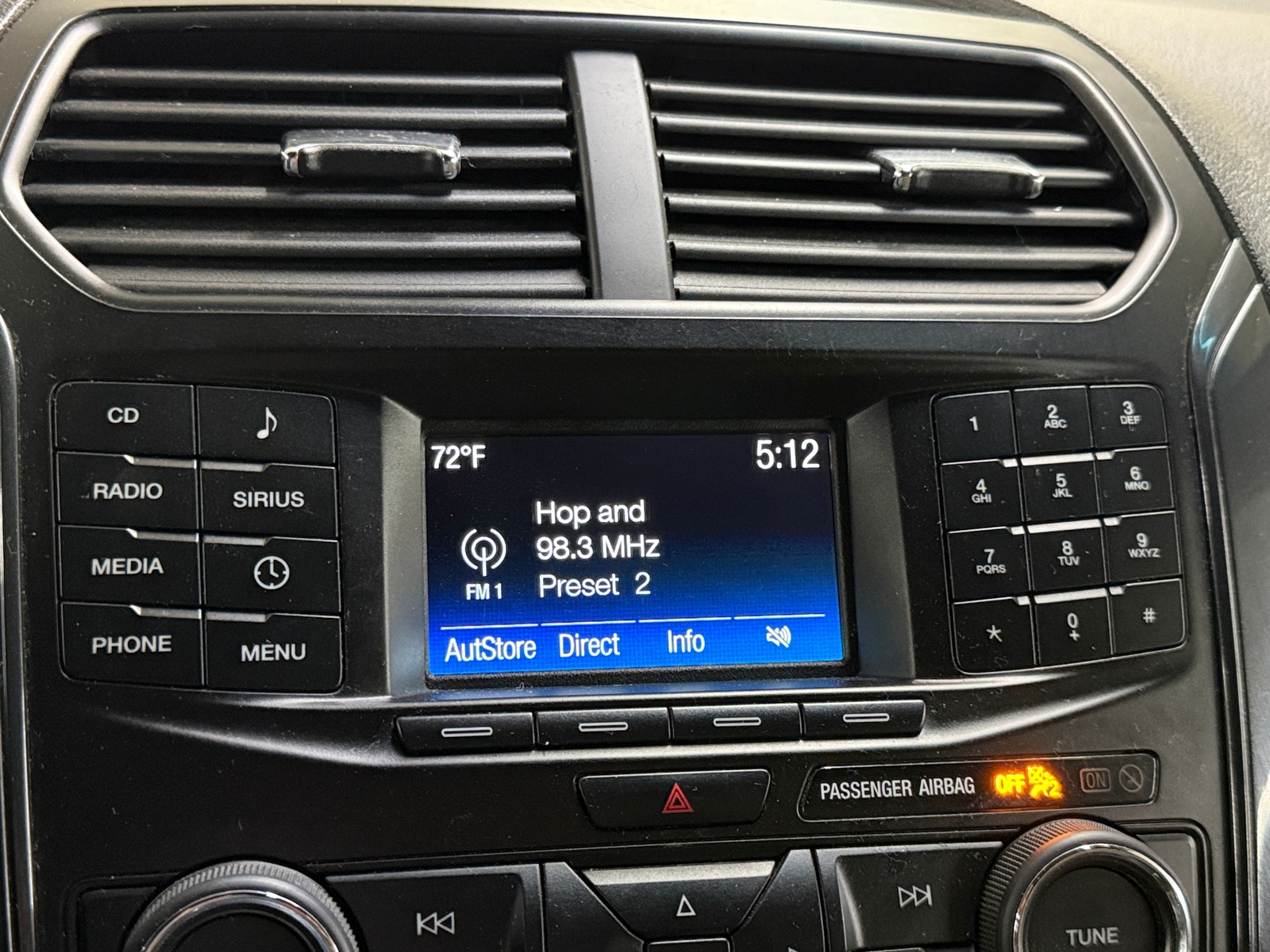 Thumbnail: 2017 Ford Explorer - 4