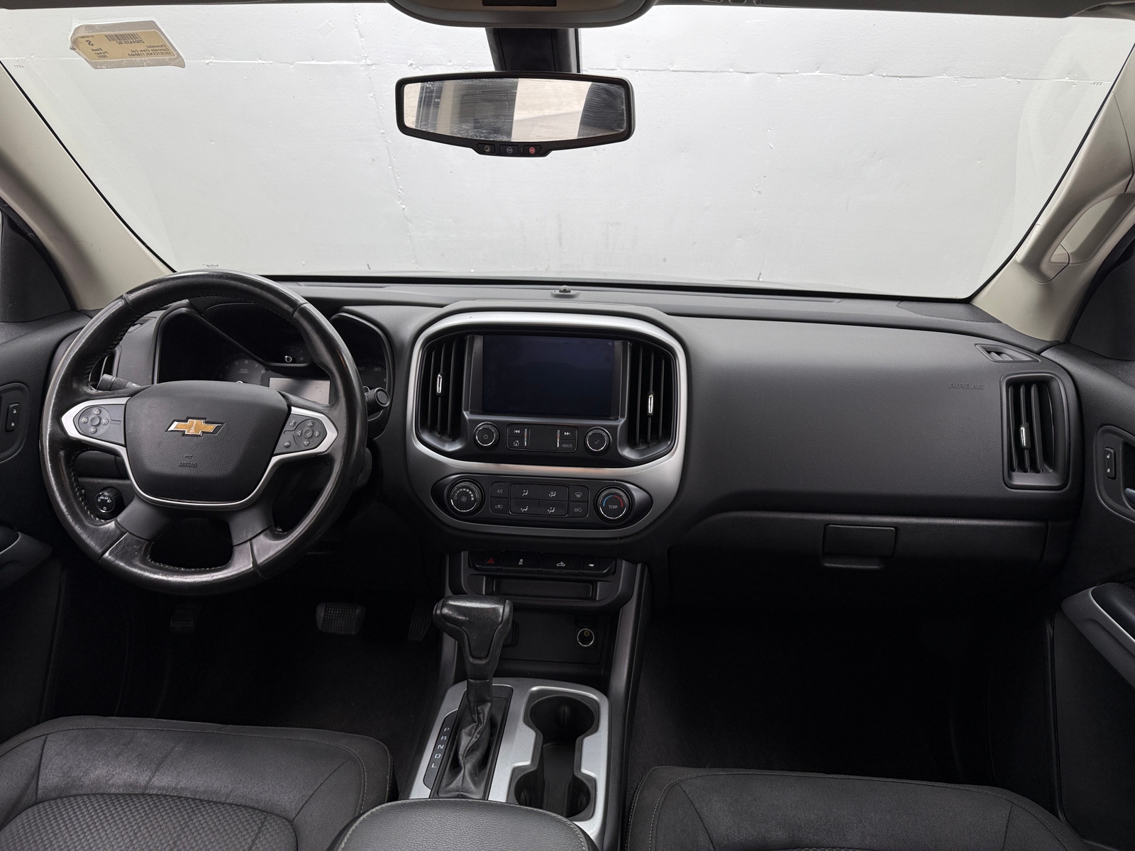 Thumbnail: 2020 Chevrolet Colorado - 3