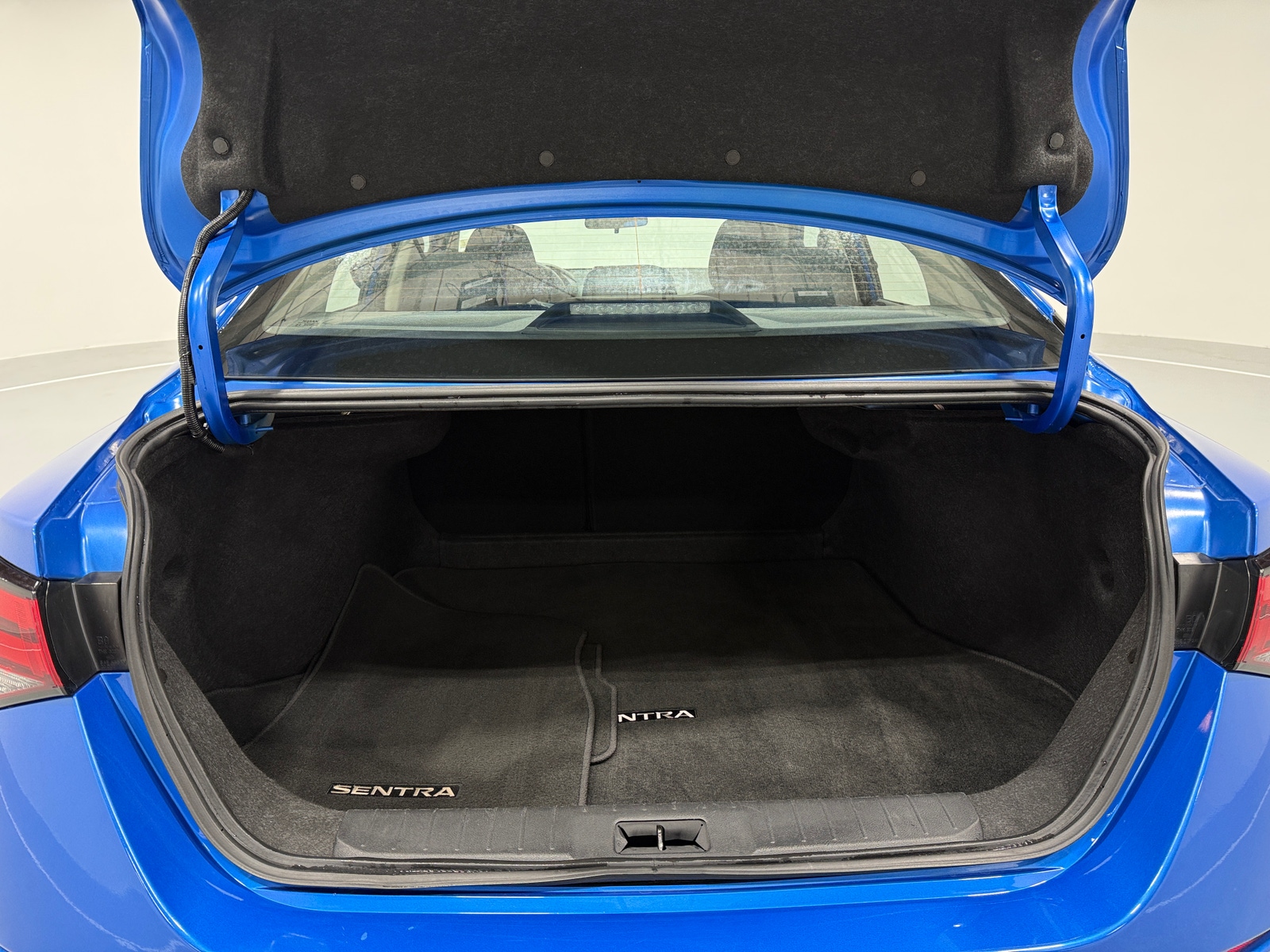 Thumbnail: 2025 Nissan Sentra - 7