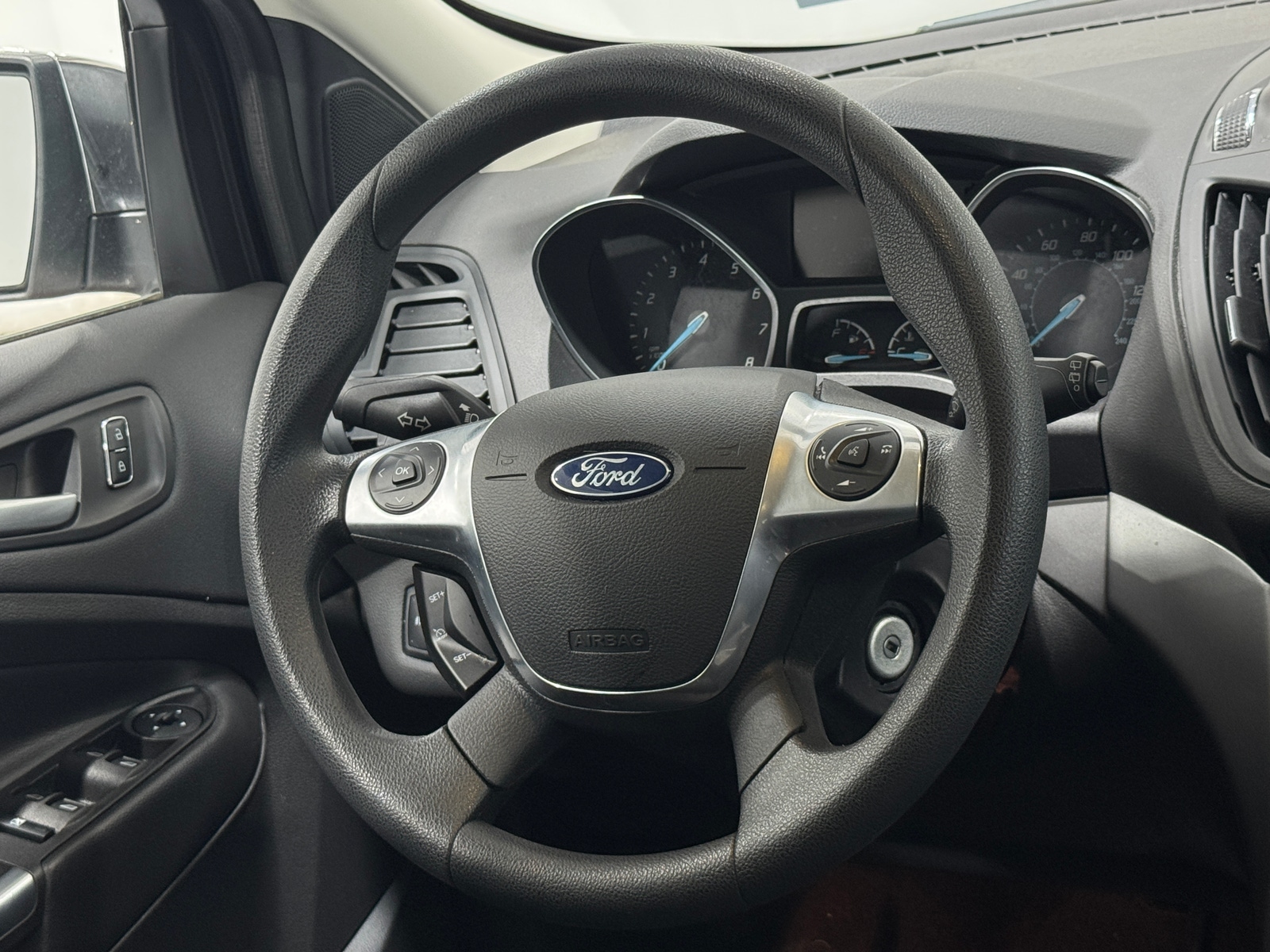 Thumbnail: 2016 Ford Escape - 5