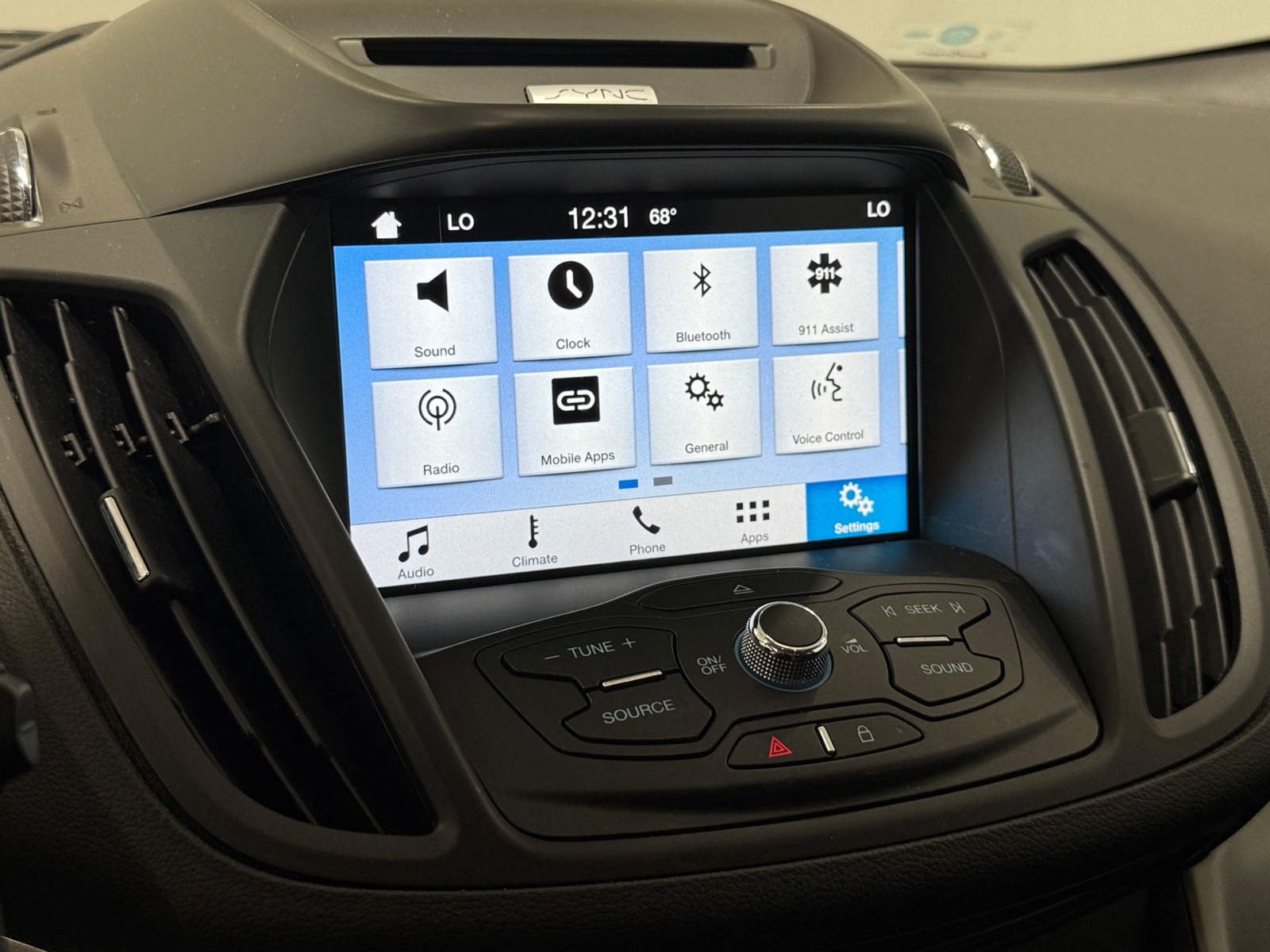 Thumbnail: 2016 Ford Escape - 4