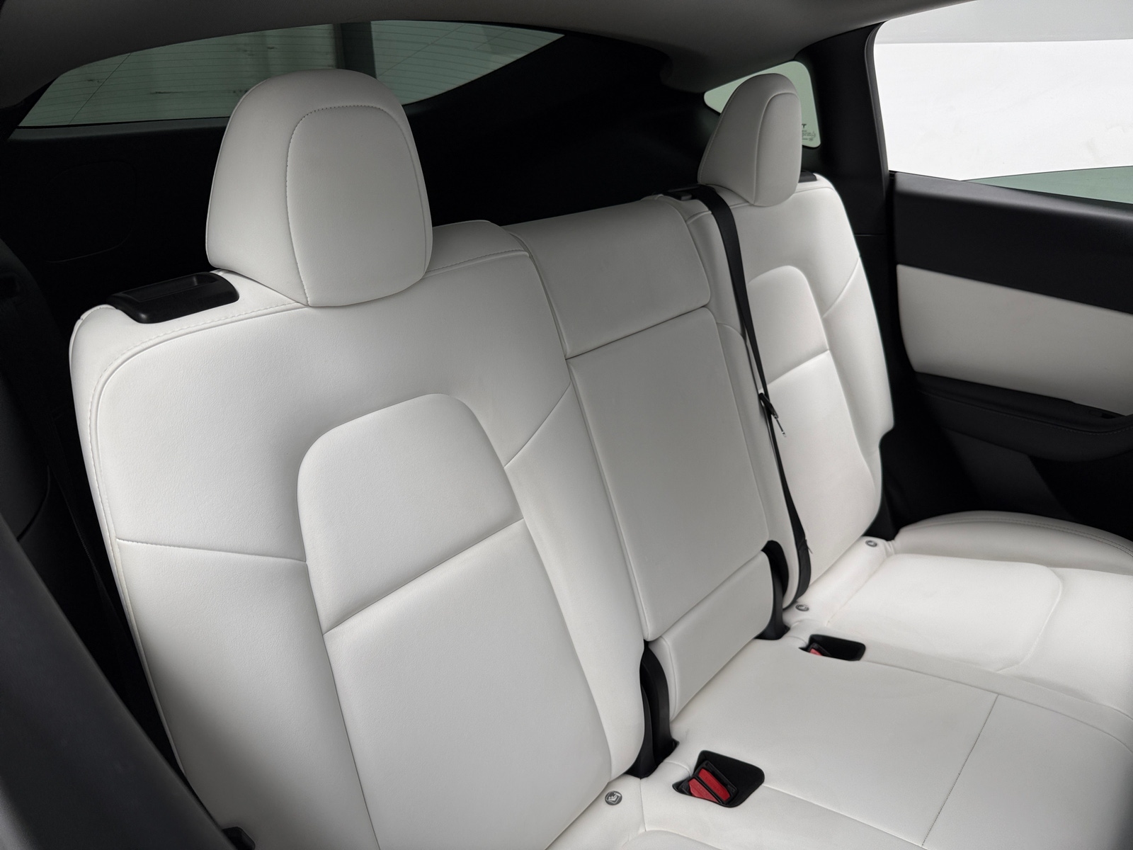 Thumbnail: 2022 Tesla Model Y - 5