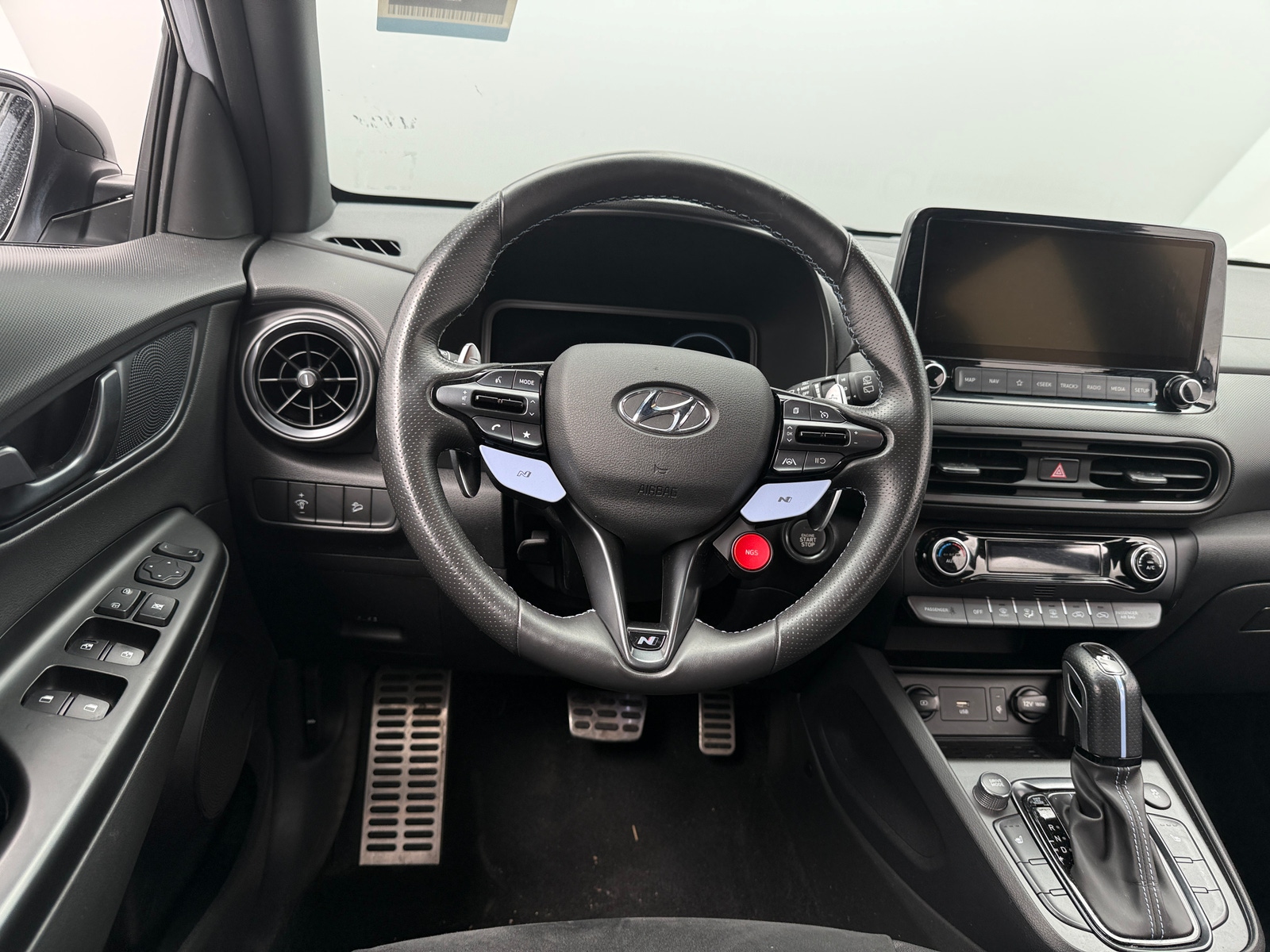 Thumbnail: 2023 Hyundai Kona - 4