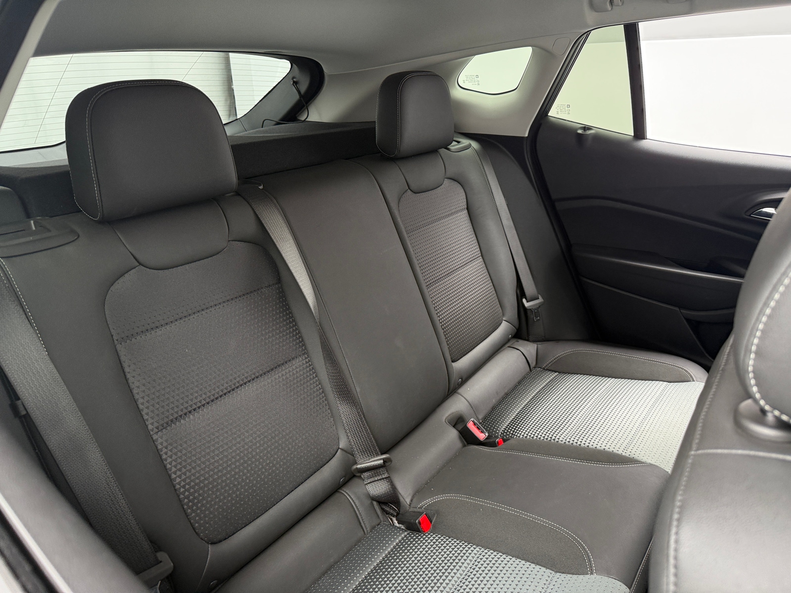 Thumbnail: 2025 Chevrolet Trax - 6