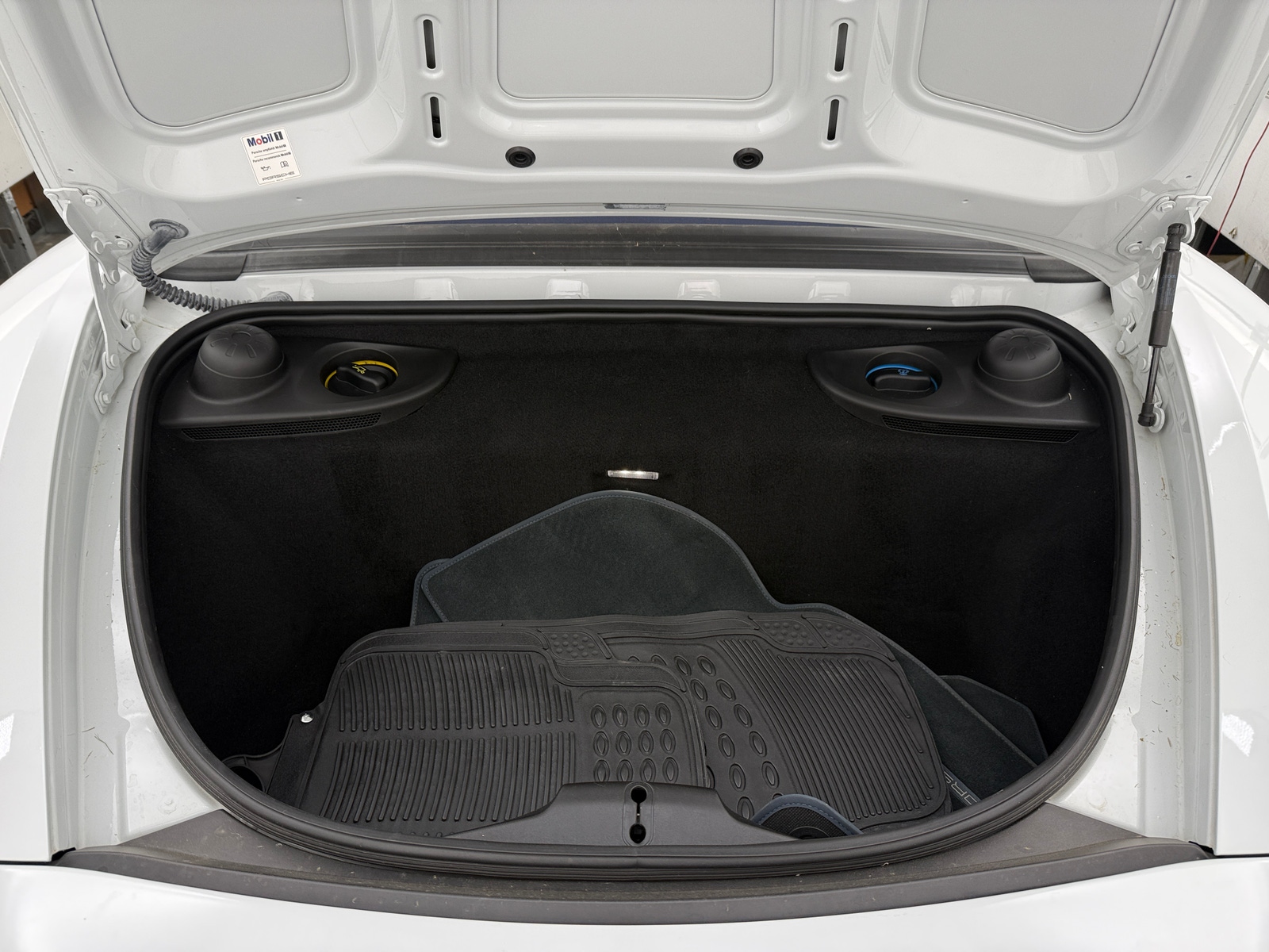 Thumbnail: 2019 Porsche 718 Boxster - 4