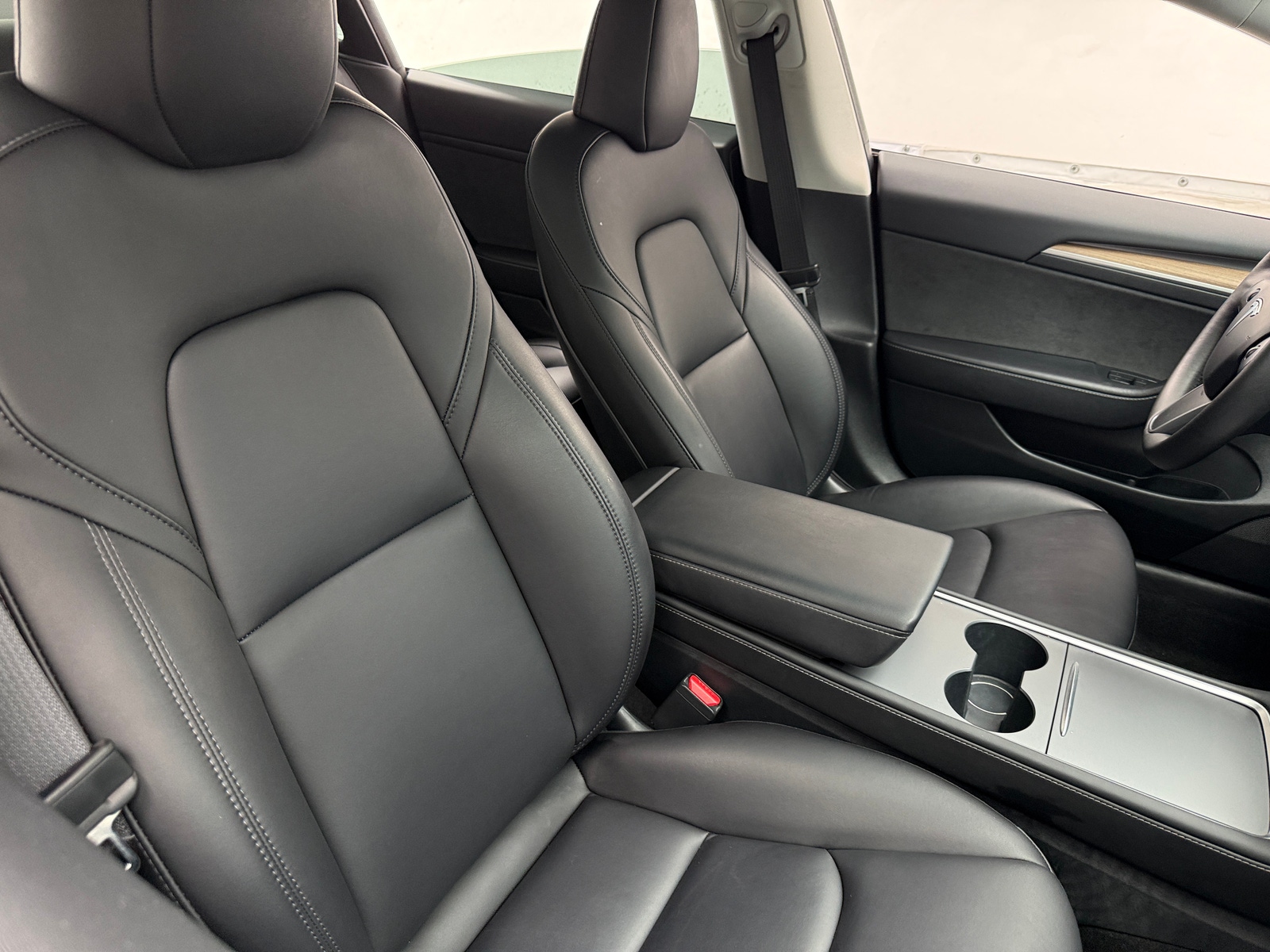 Thumbnail: 2023 Tesla Model 3 - 2