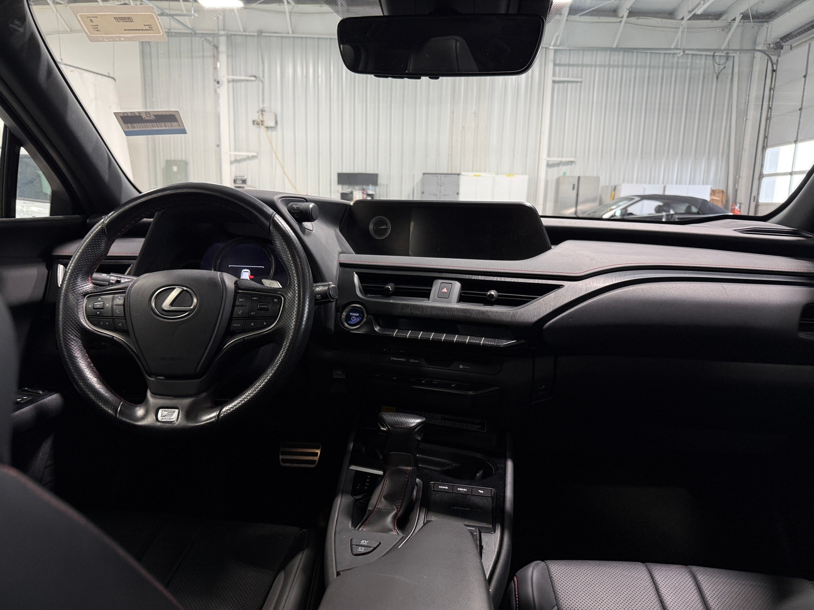 Thumbnail: 2021 Lexus UX - 2