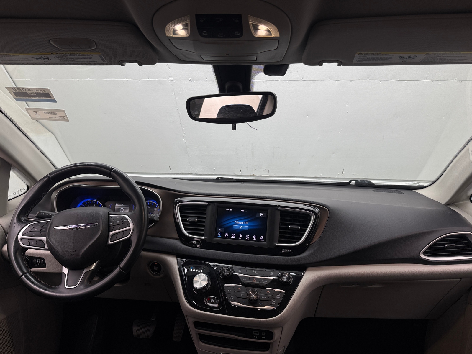 Thumbnail: 2018 Chrysler Pacifica - 2