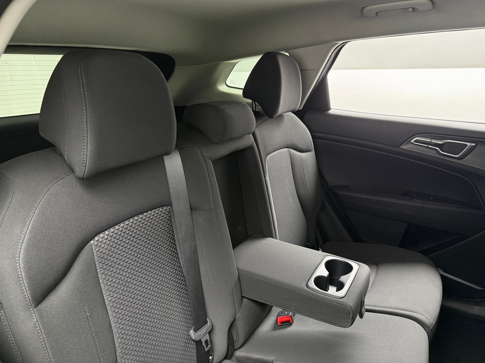 Thumbnail: 2025 Kia Sportage - 6