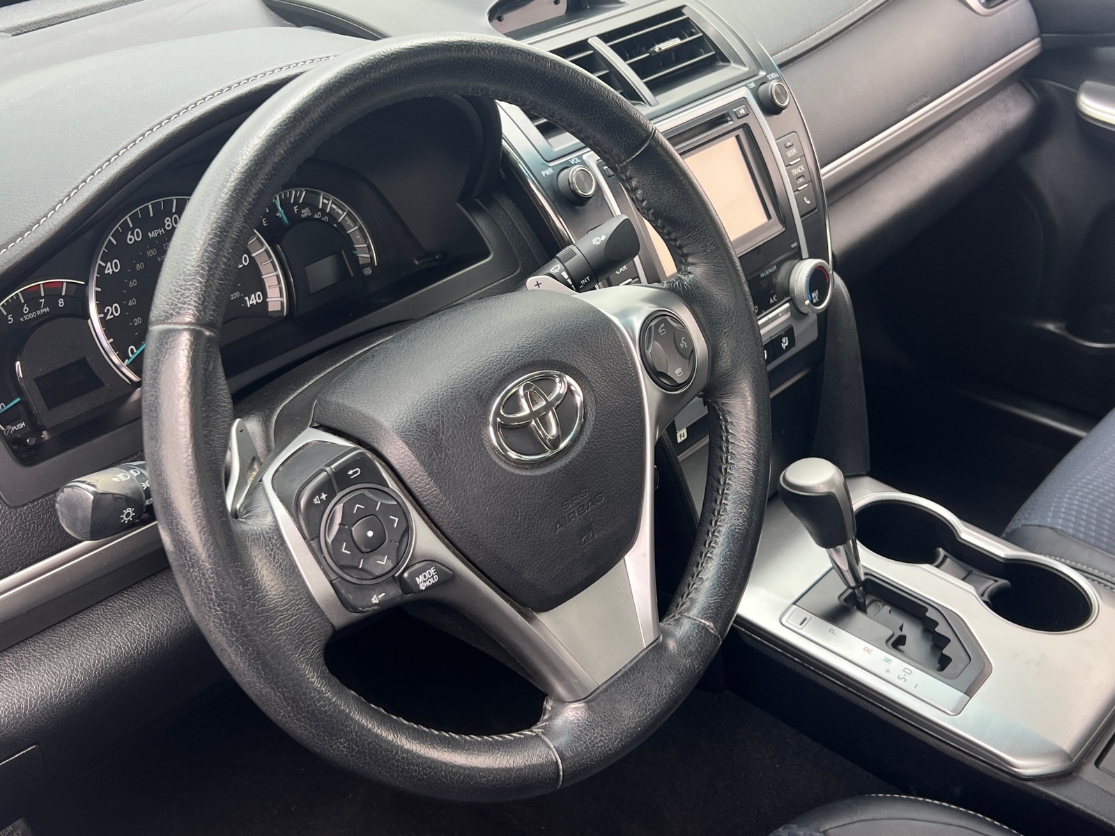 Thumbnail: 2014 Toyota Camry - 4