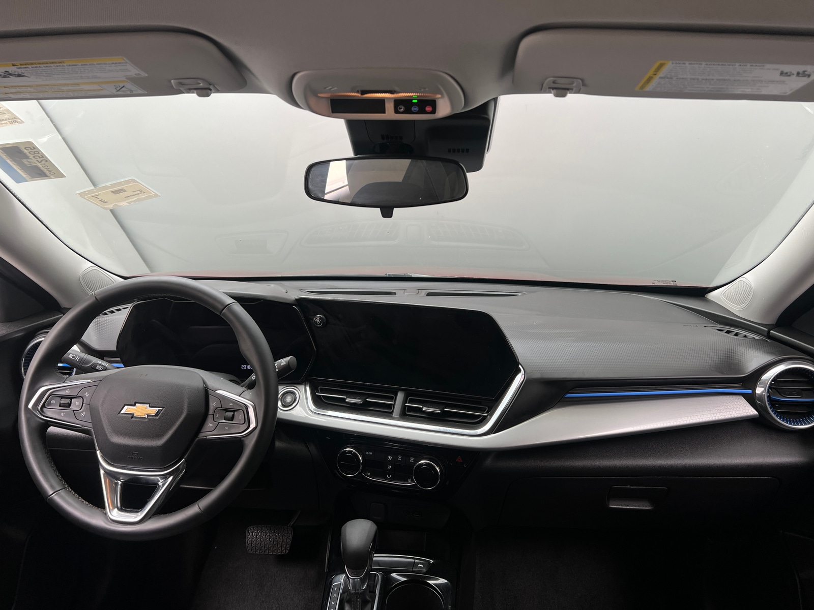 Thumbnail: 2025 Chevrolet Trax - 3