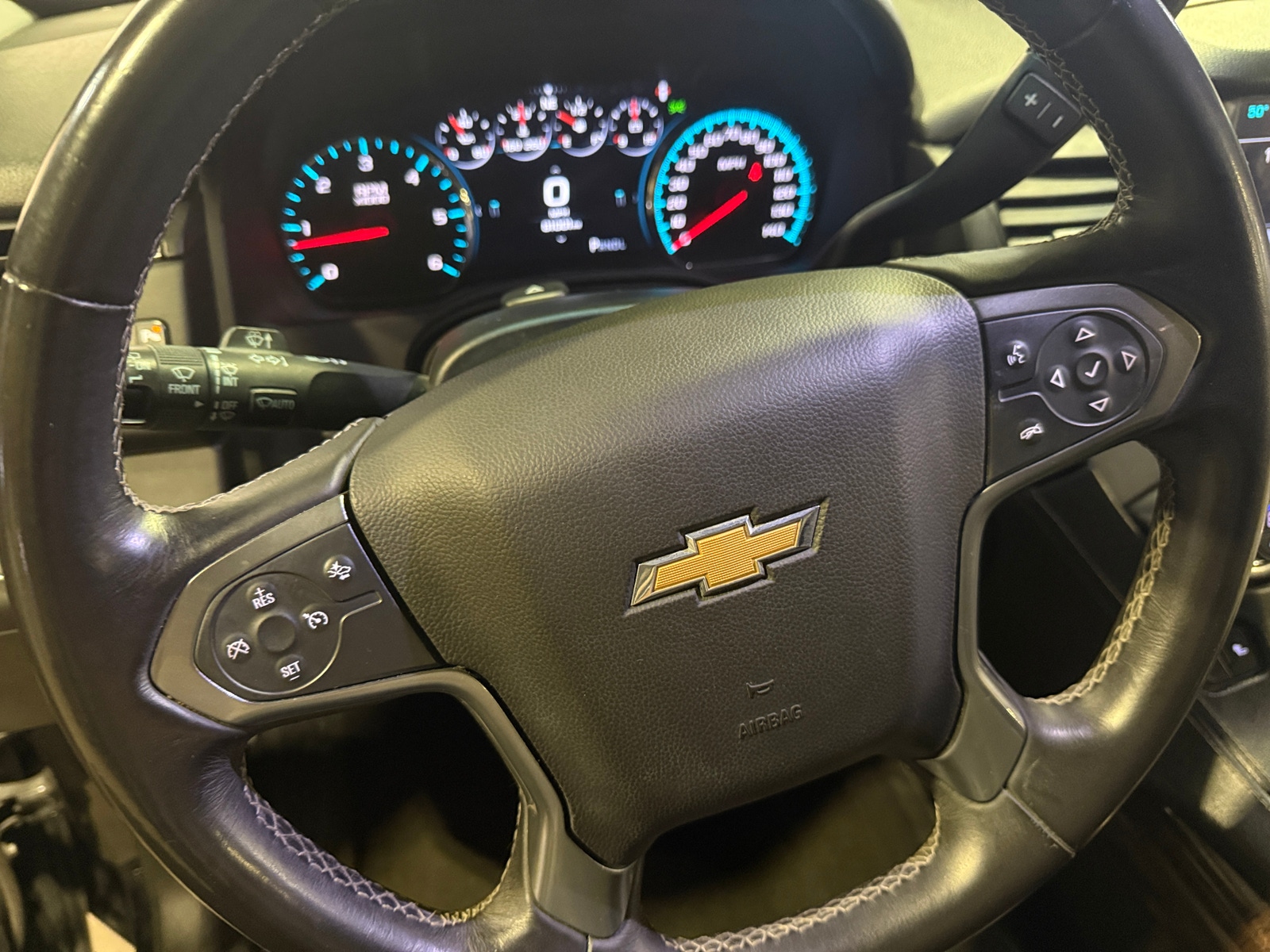 Thumbnail: 2017 Chevrolet Suburban - 4