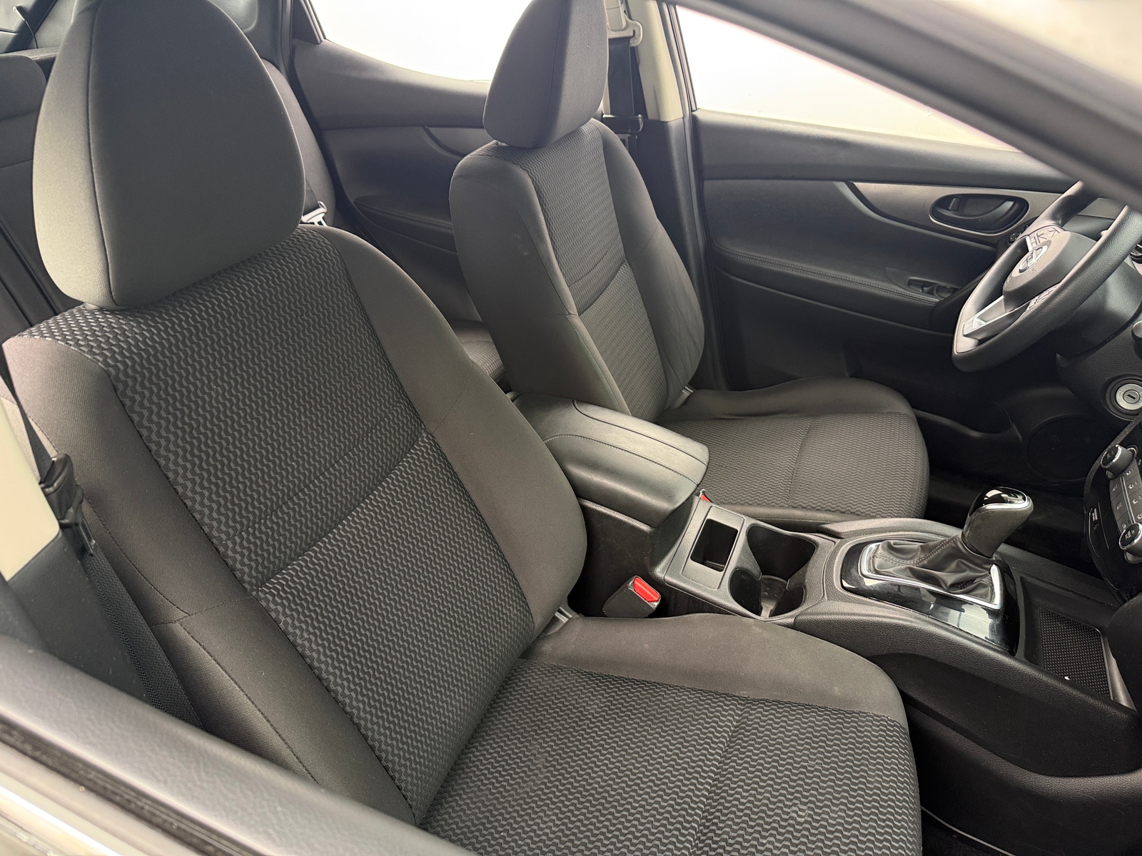 Thumbnail: 2018 Nissan Rogue Sport - 2