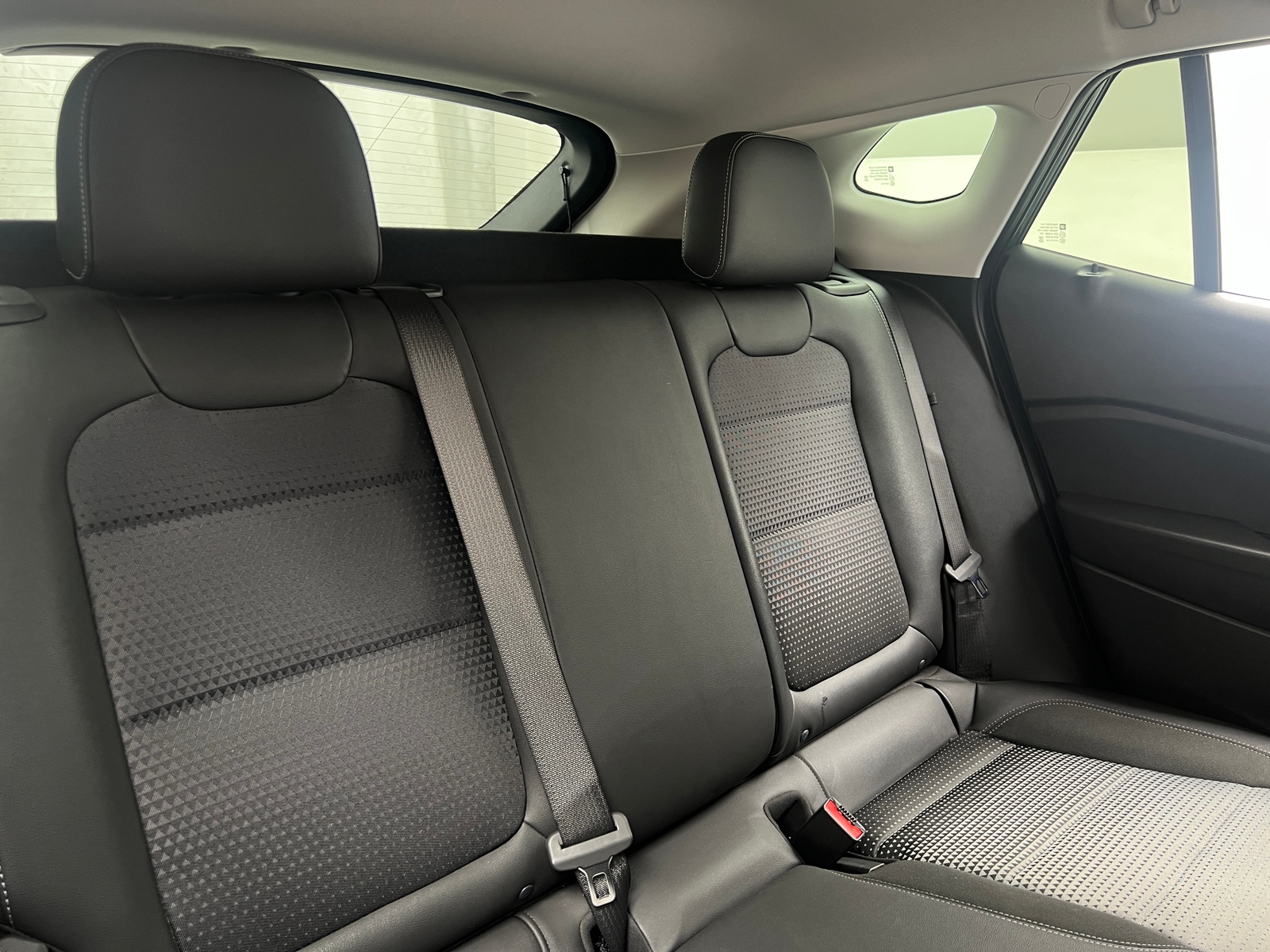 Thumbnail: 2025 Chevrolet Trax - 6