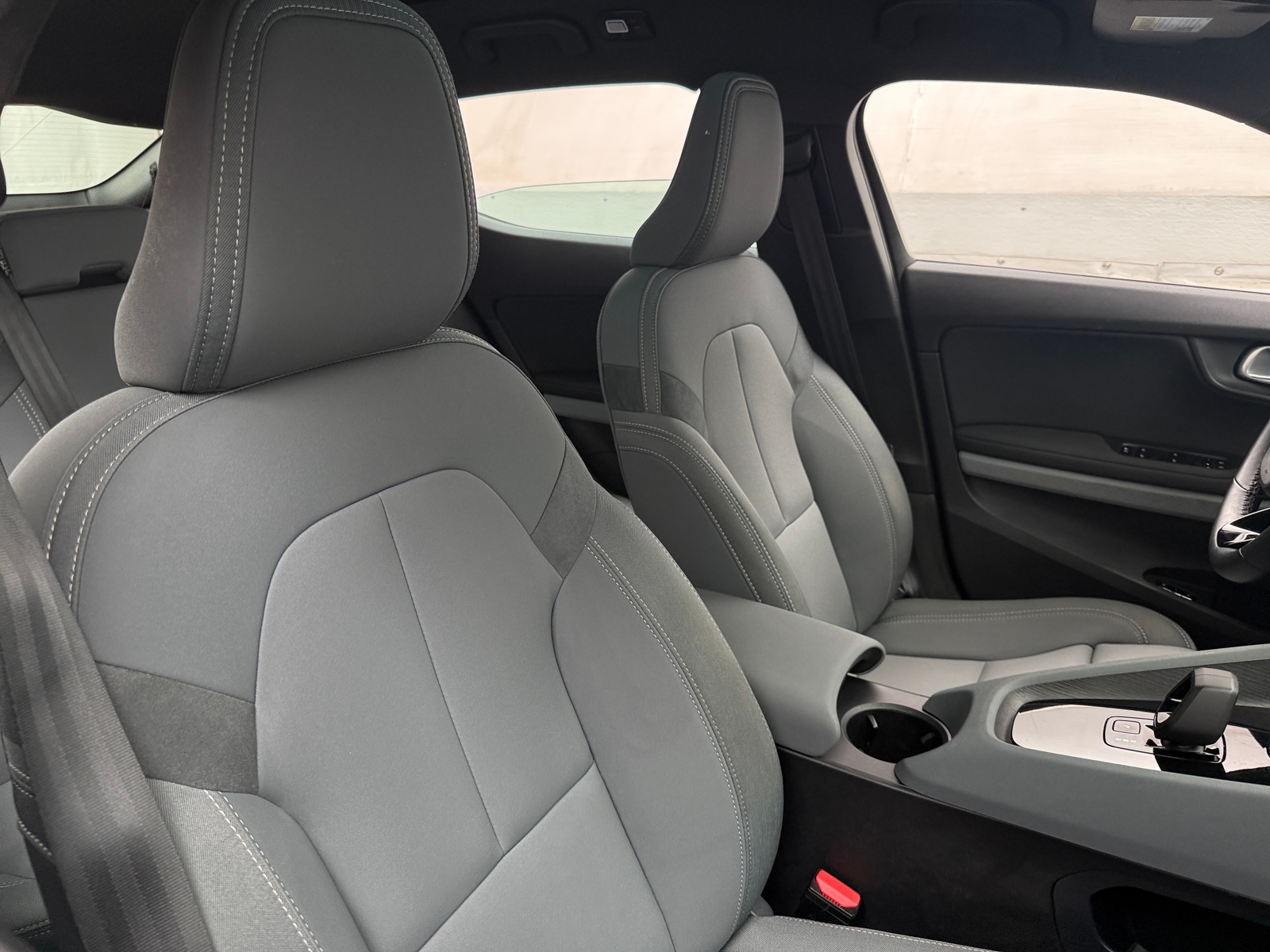 Thumbnail: 2024 Polestar 2 - 2