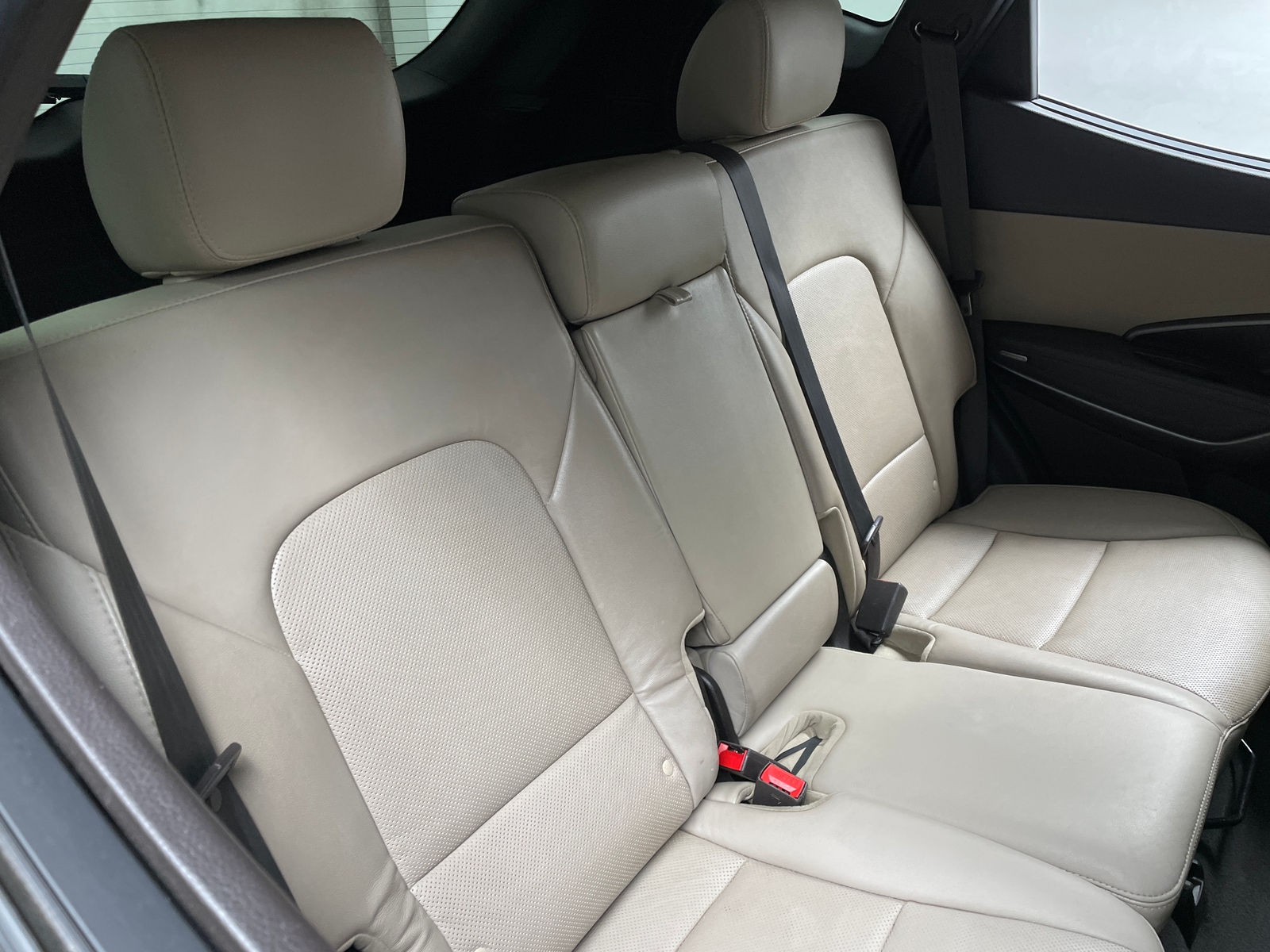 Thumbnail: 2017 Hyundai Santa Fe - 5