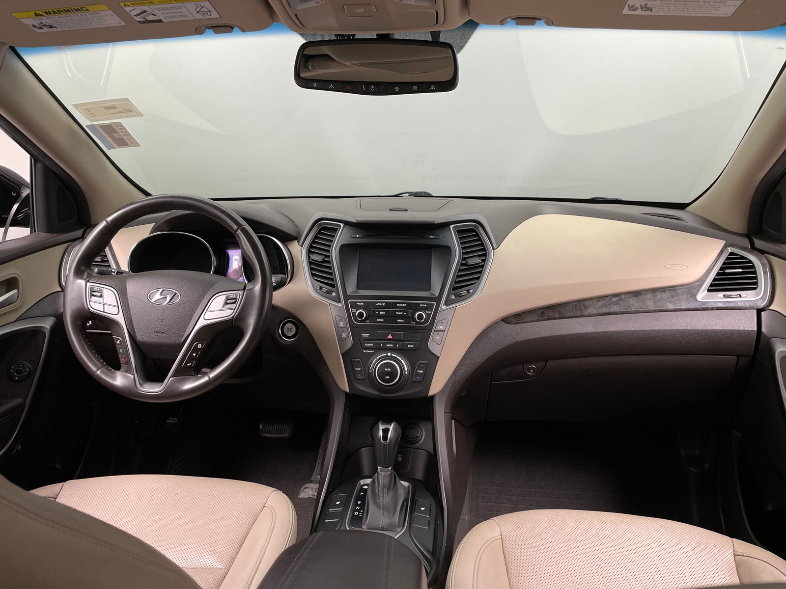 Thumbnail: 2017 Hyundai Santa Fe - 2