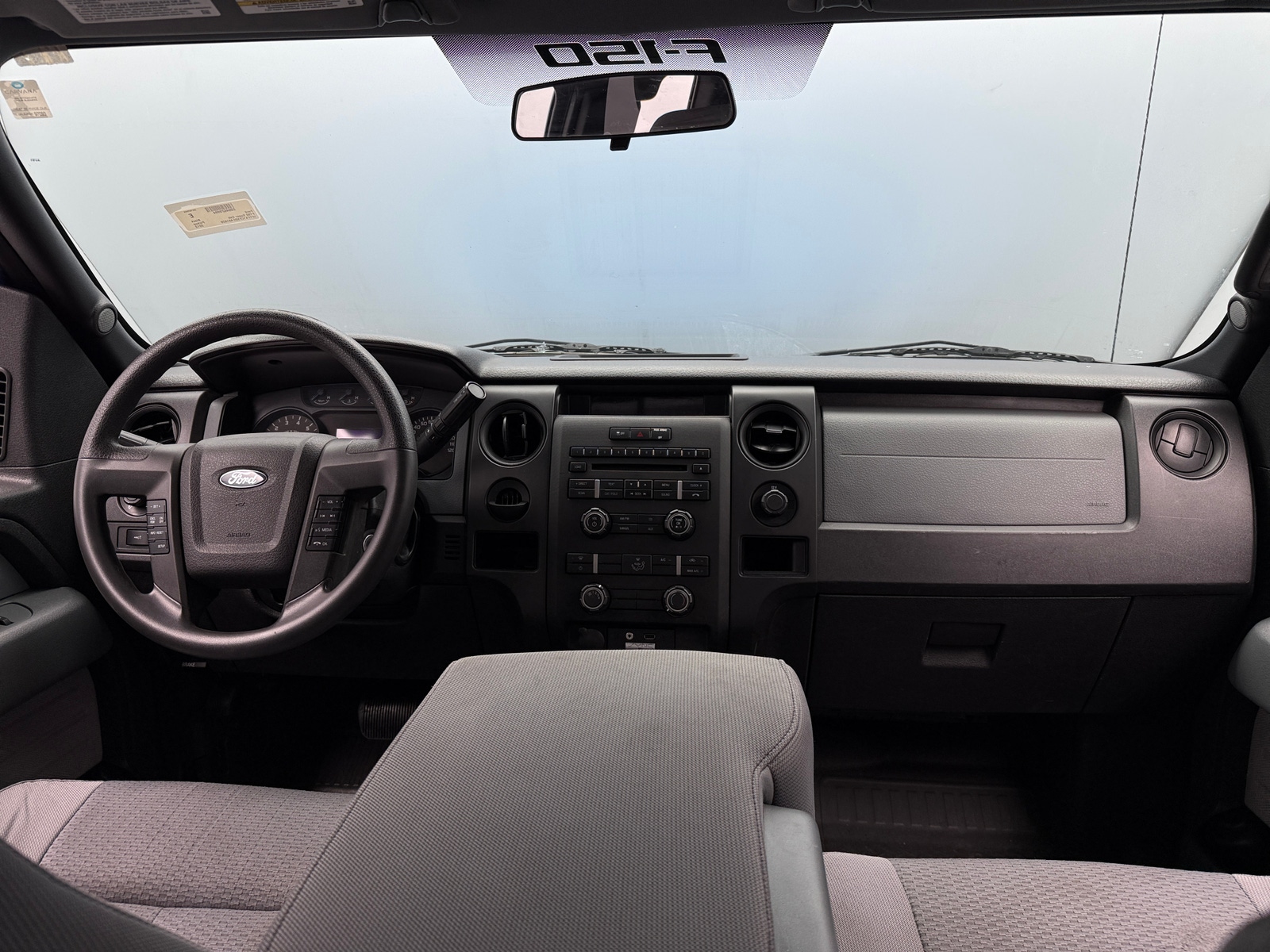 Thumbnail: 2013 Ford Econoline - 3