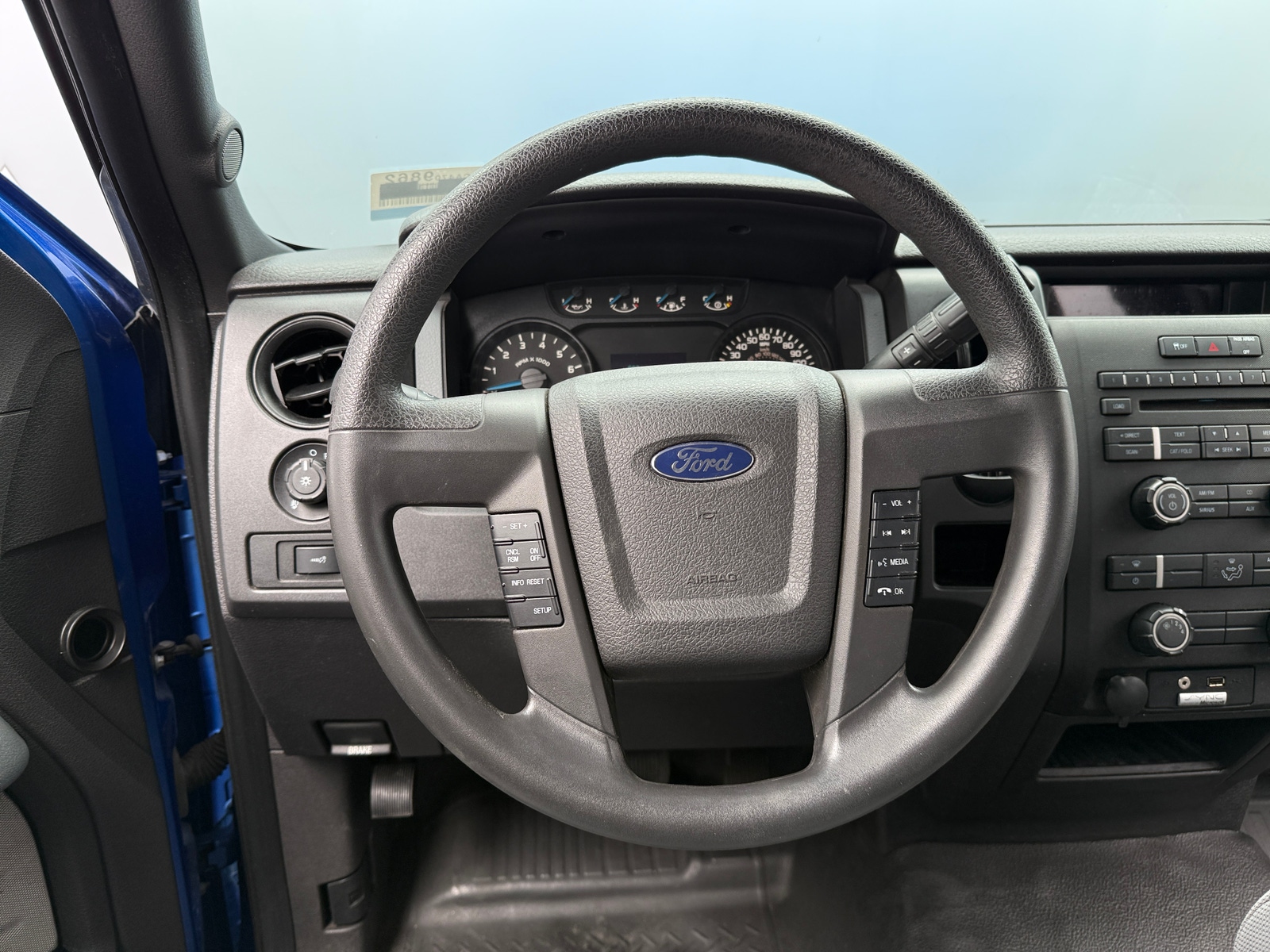 Thumbnail: 2013 Ford Econoline - 5