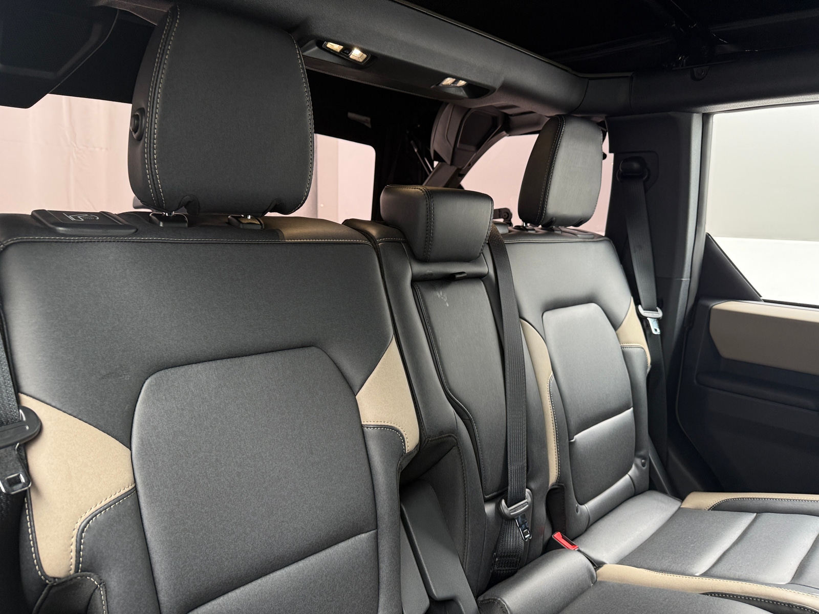 Thumbnail: 2025 Ford Bronco - 6