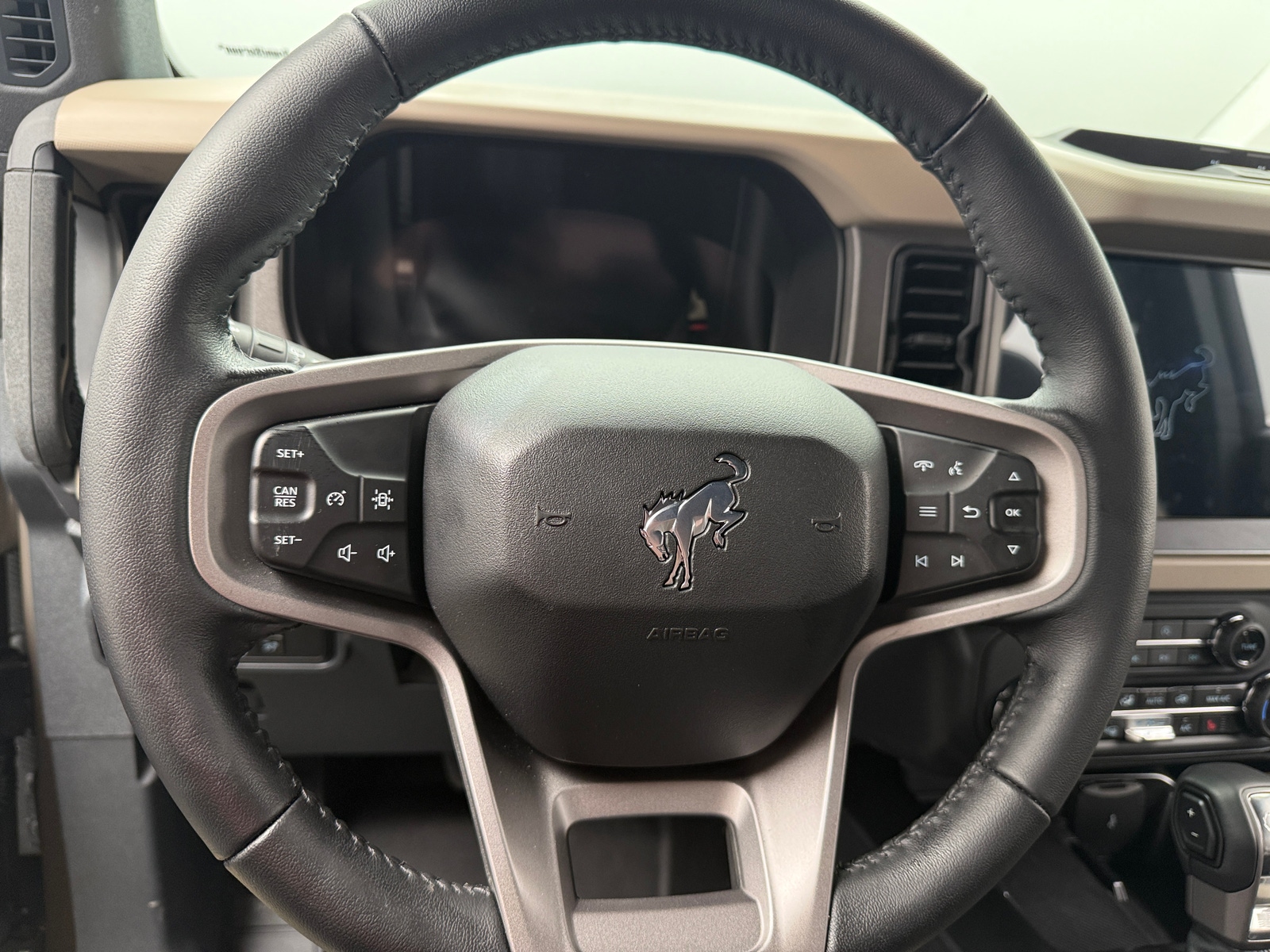 Thumbnail: 2025 Ford Bronco - 5