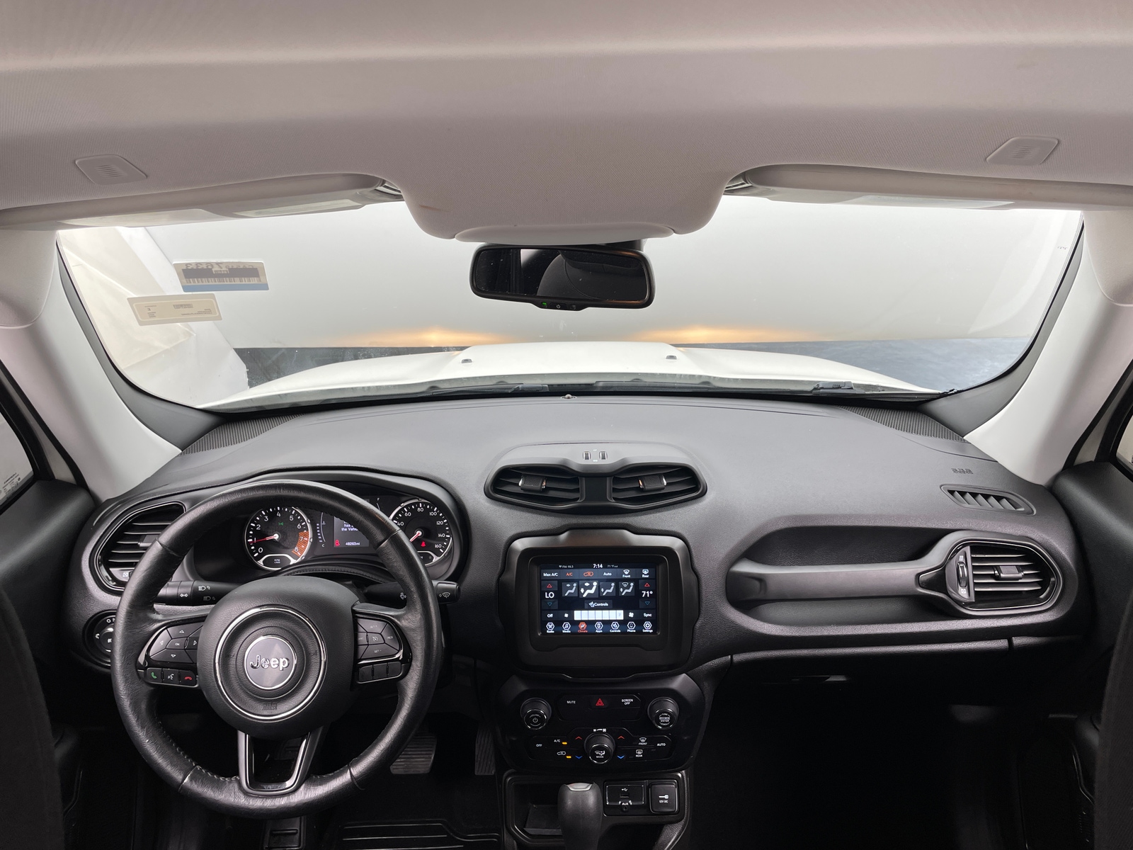Thumbnail: 2020 Jeep Renegade - 3