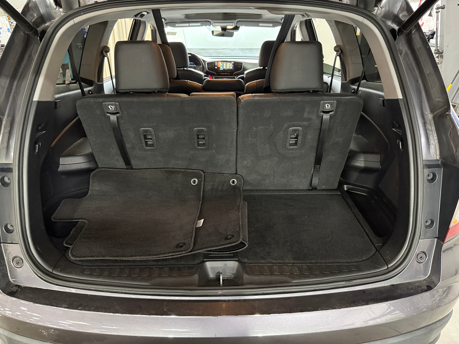 Thumbnail: 2019 Honda Pilot - 6