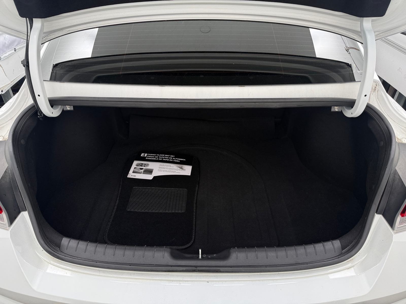 Thumbnail: 2022 Hyundai Elantra - 7