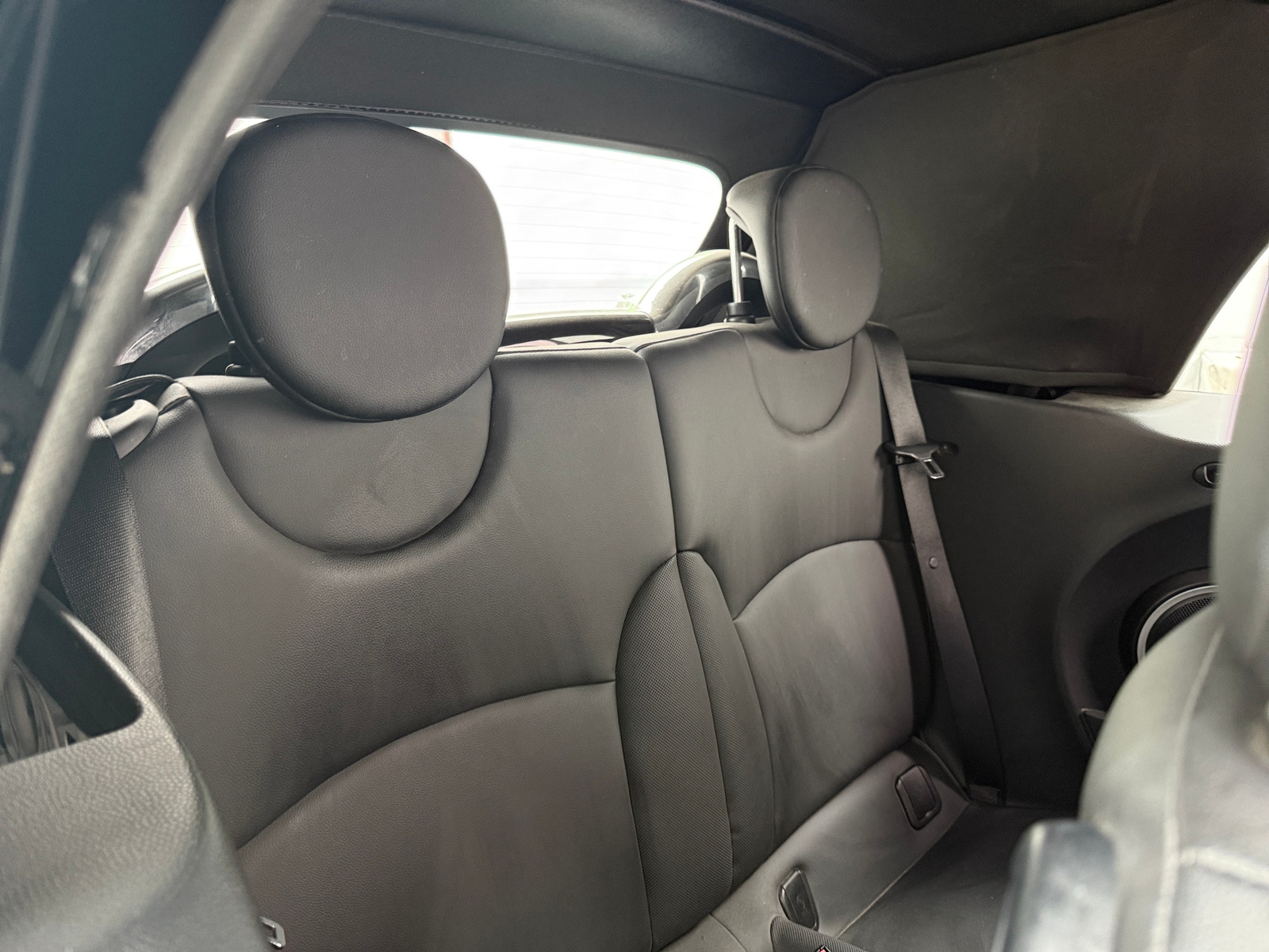 Thumbnail: 2014 MINI Cooper Convertible - 5