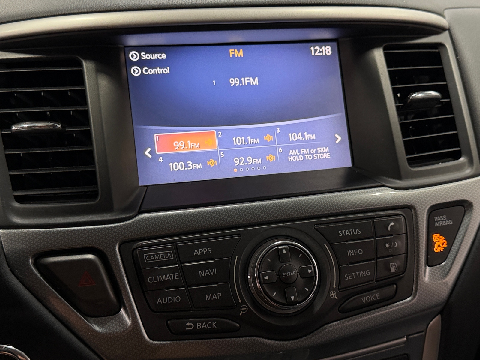 Thumbnail: 2019 Nissan Pathfinder - 3