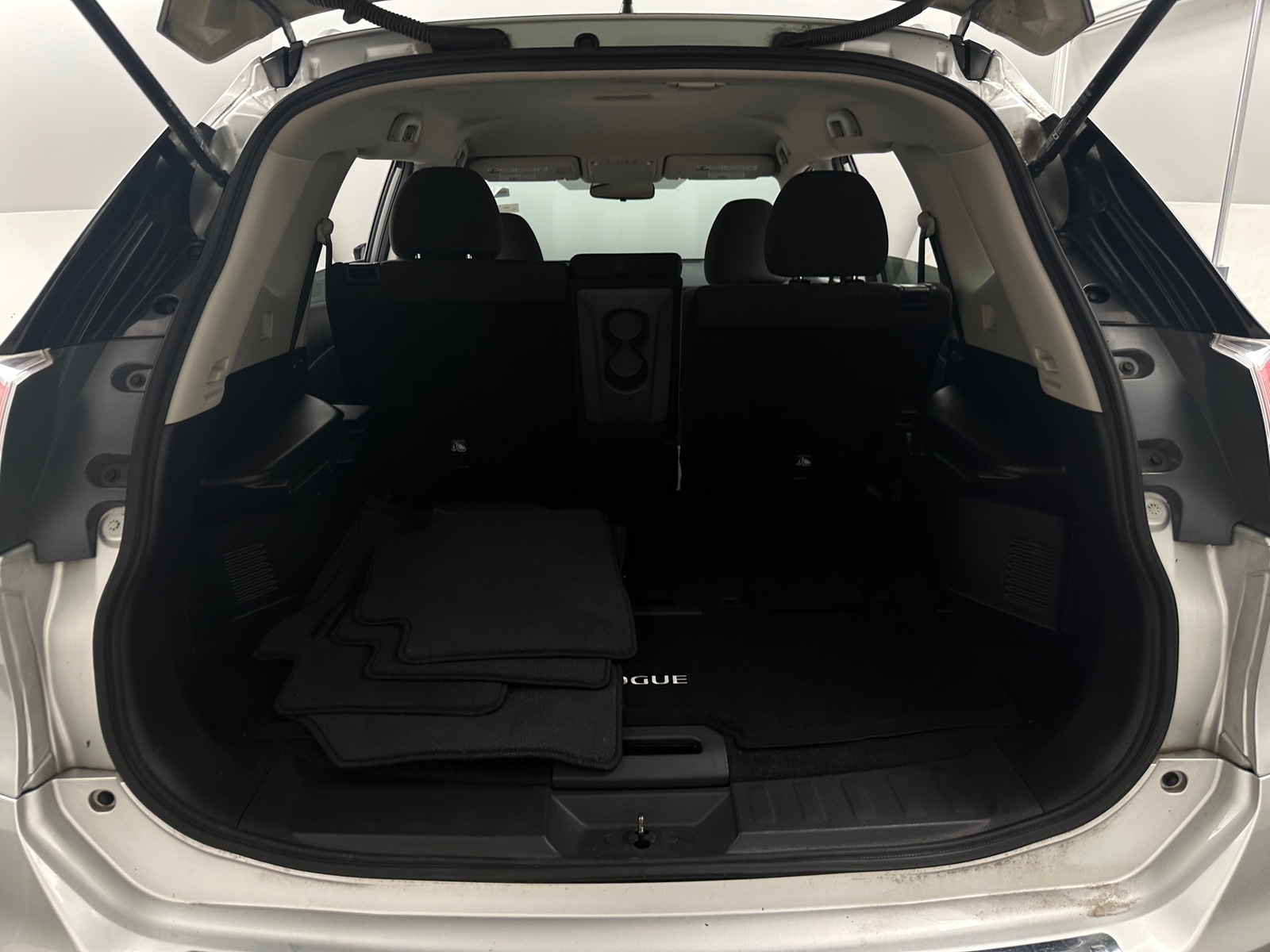 Thumbnail: 2016 Nissan Rogue - 7