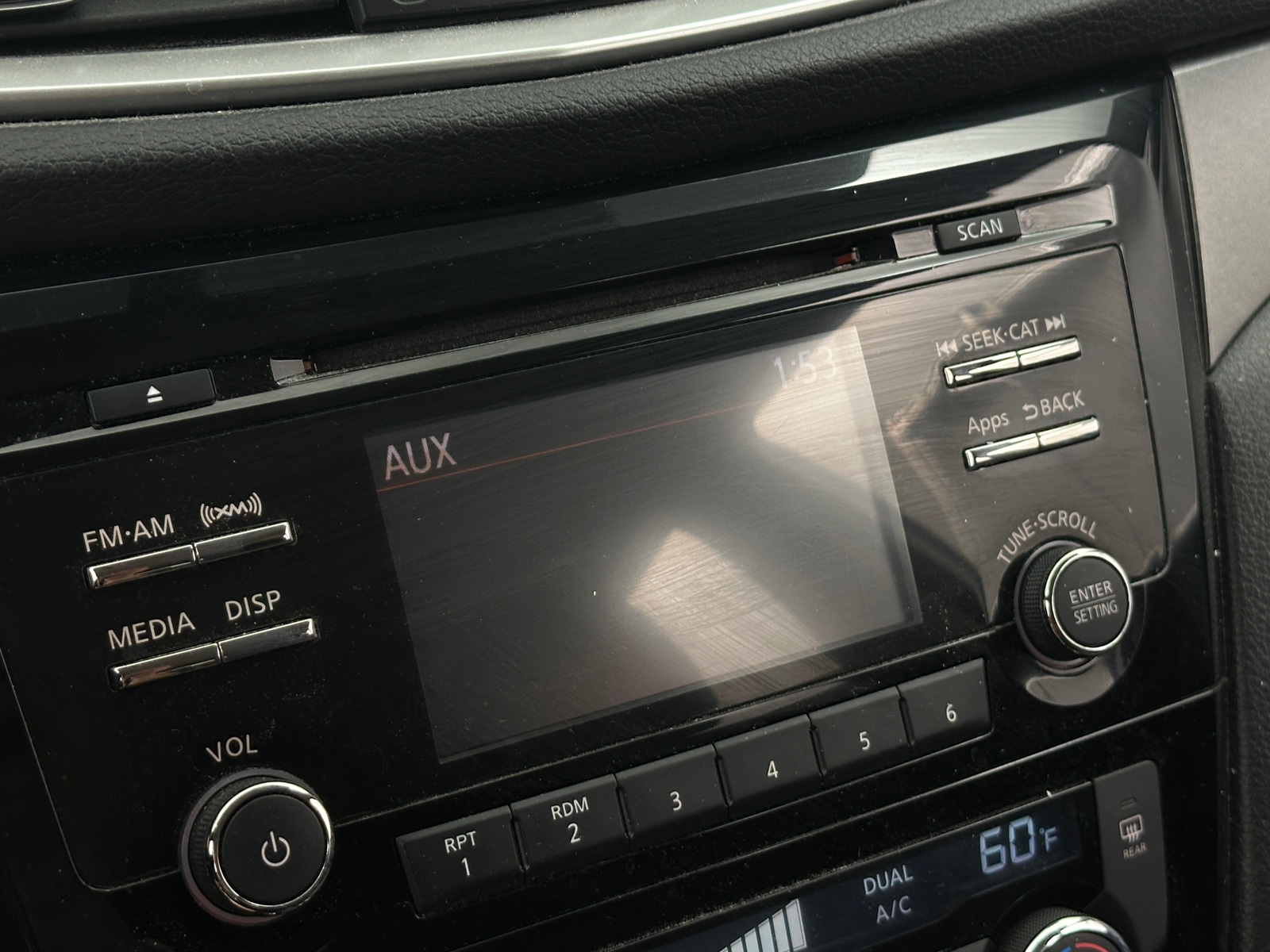 Thumbnail: 2016 Nissan Rogue - 4