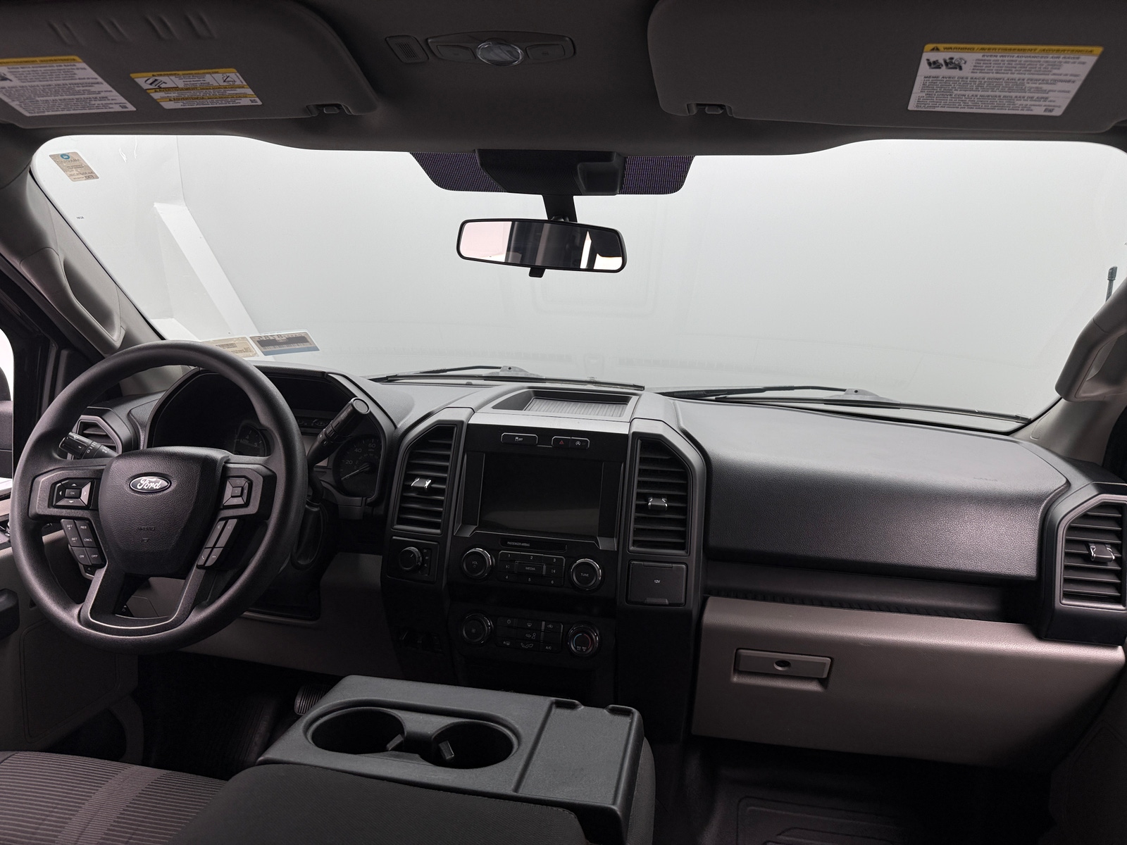 Thumbnail: 2019 Ford Econoline - 3