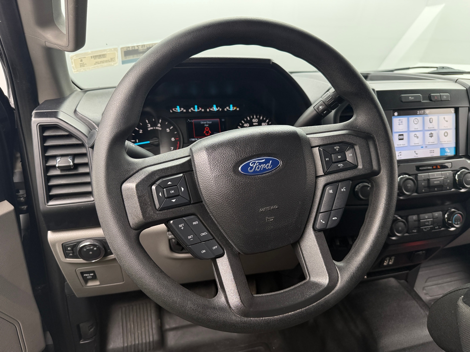 Thumbnail: 2019 Ford Econoline - 5