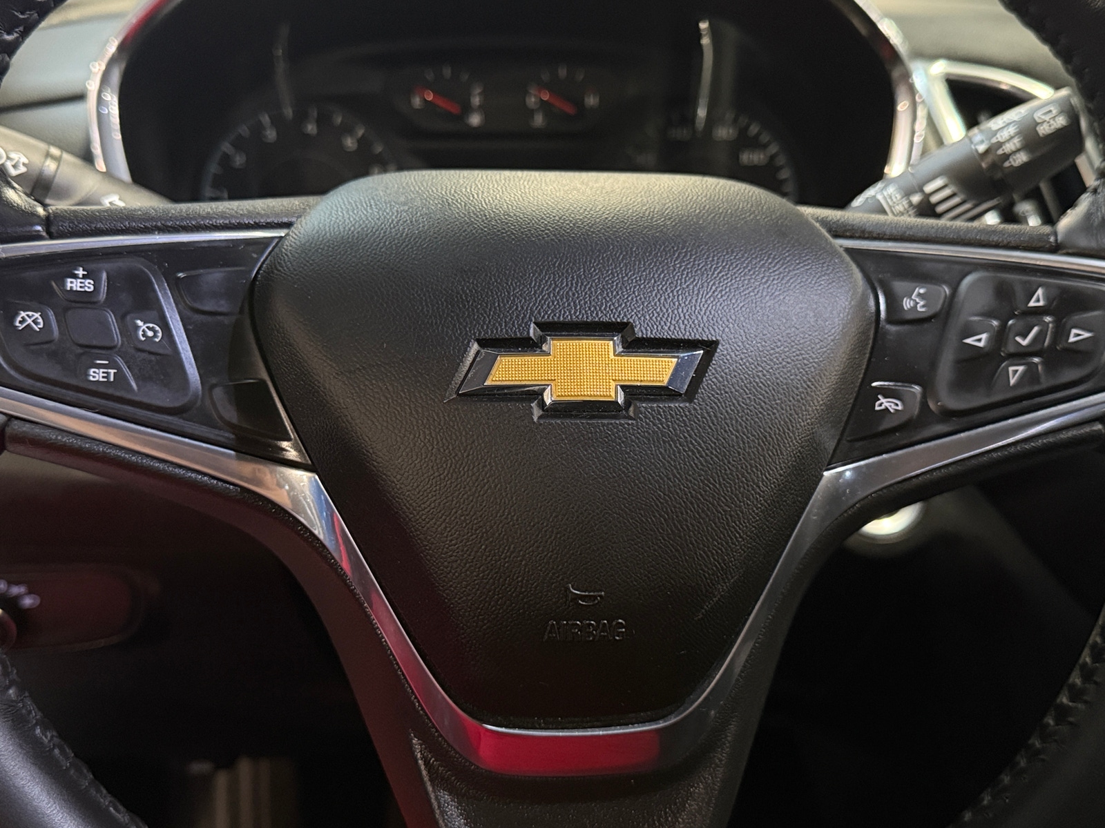 Thumbnail: 2018 Chevrolet Equinox - 5